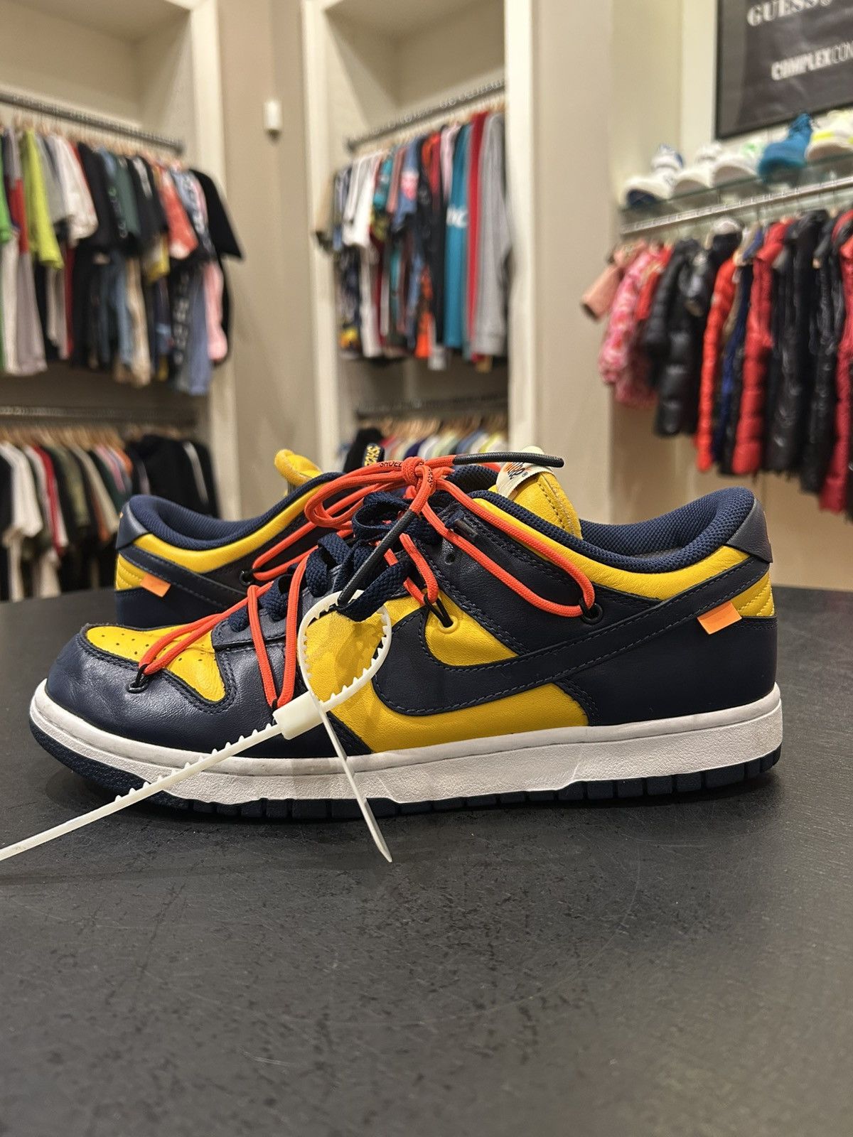Nike Nike Dunk Low ‘Off-White University Gold’ Size US 11.5 / EU 44-45 - 2 Thumbnail
