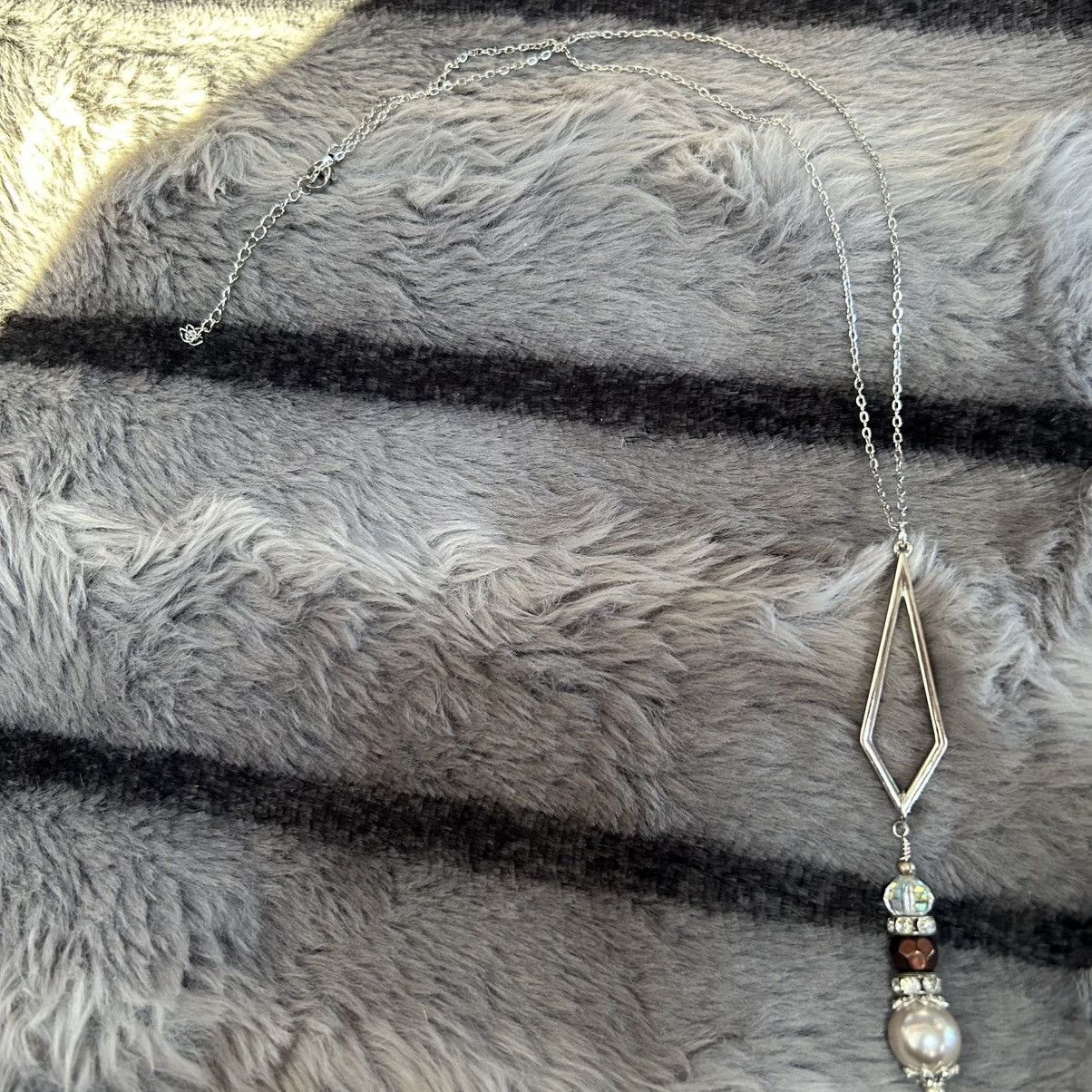 Handmade Handcrafted vintage bead drop pendant on chain necklace Size ONE SIZE - 6 Thumbnail