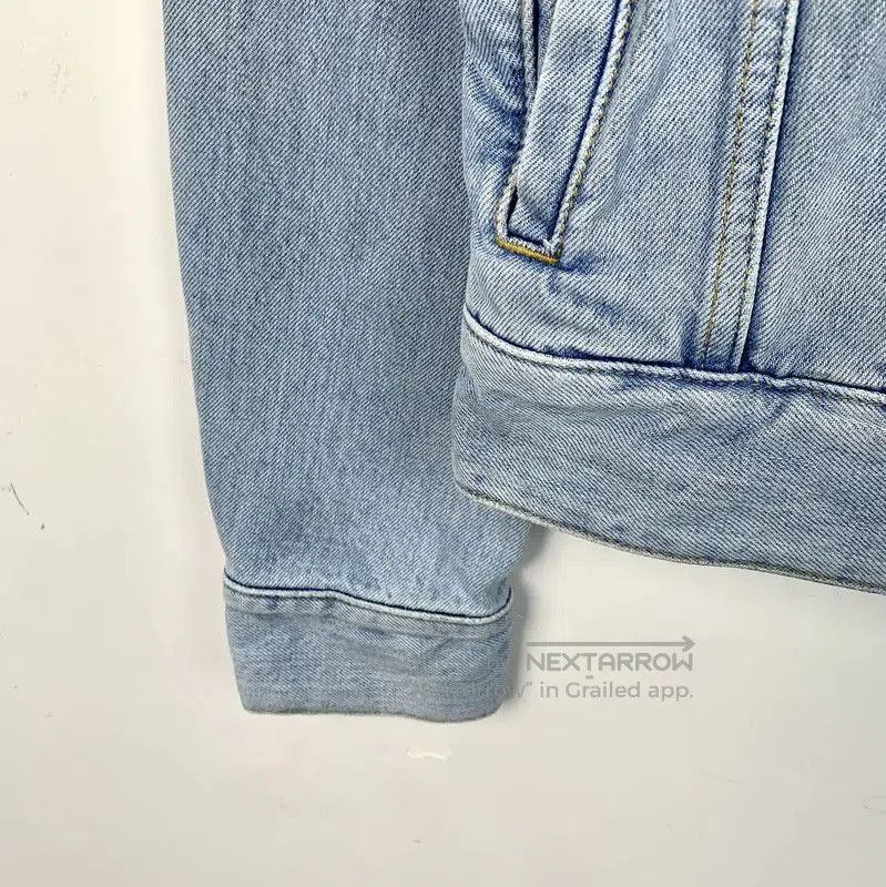 Yves Saint Laurent YSL Blue Women's Jean Jacket Size S . Size S / US 4 / IT 40 - 4 Thumbnail