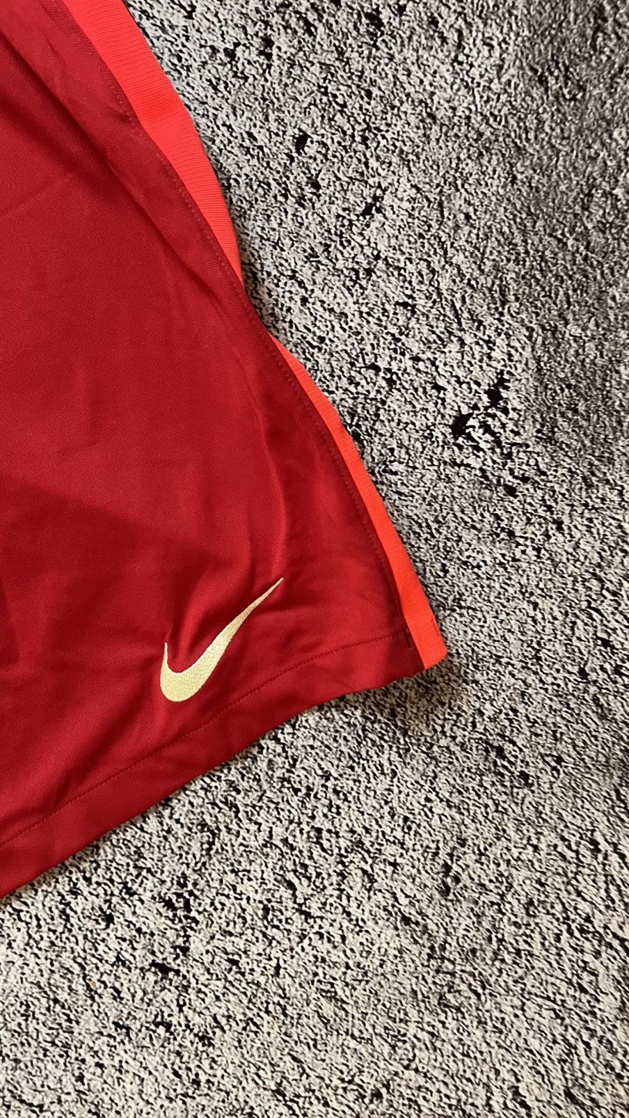 Nike Nike Liverpool football shorts Size US 36 / EU 52 - 3 Thumbnail