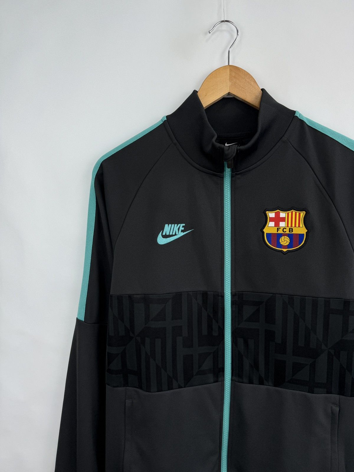 Nike 🇪🇸 19/20 F. C. Barcelona Nike Soccer Zip Jacket Jersey Retro Size US S / EU 44-46 / 1 - 4 Thumbnail