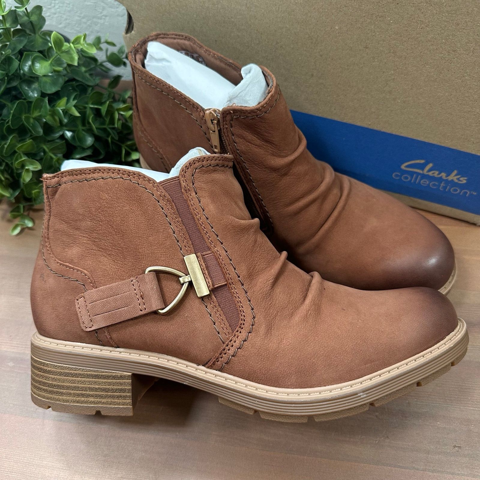 Clarks Clarks Collection Hearth Clara Leather Ankle Boots Tan Size US 11 / IT 41 - 2 Thumbnail