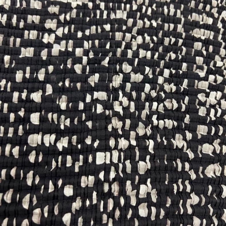 Issey Miyake Issey Miyake Black sleeveless vest Size M / US 6-8 / IT 42-44 - 7 Thumbnail