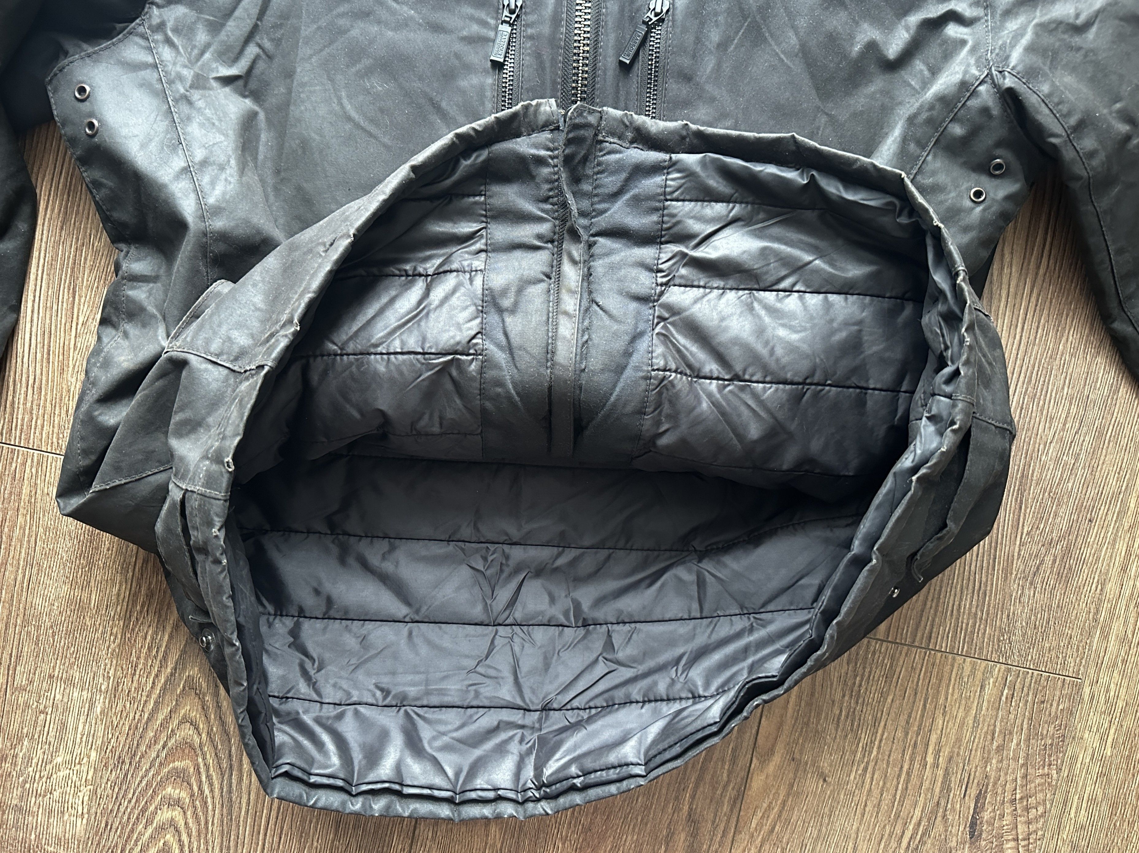 Barbour BARBOUR B.Intl Chaser WAX Hooded Jacket Size M British Style Size US M / EU 48-50 / 2 - 22 Thumbnail