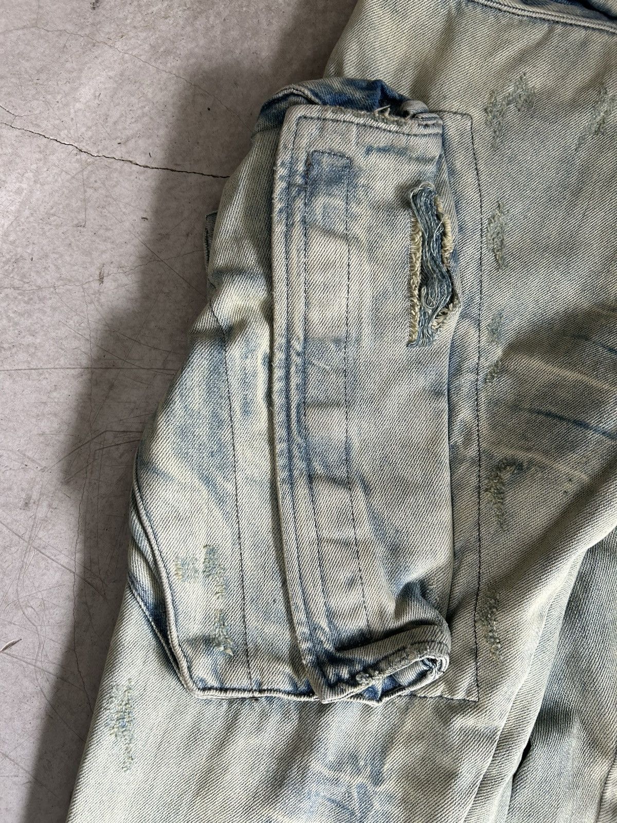 Julius Julius gas mask cargo denim (WRITHE ; MM XXII) Size US 30 / EU 46 - 2 Thumbnail