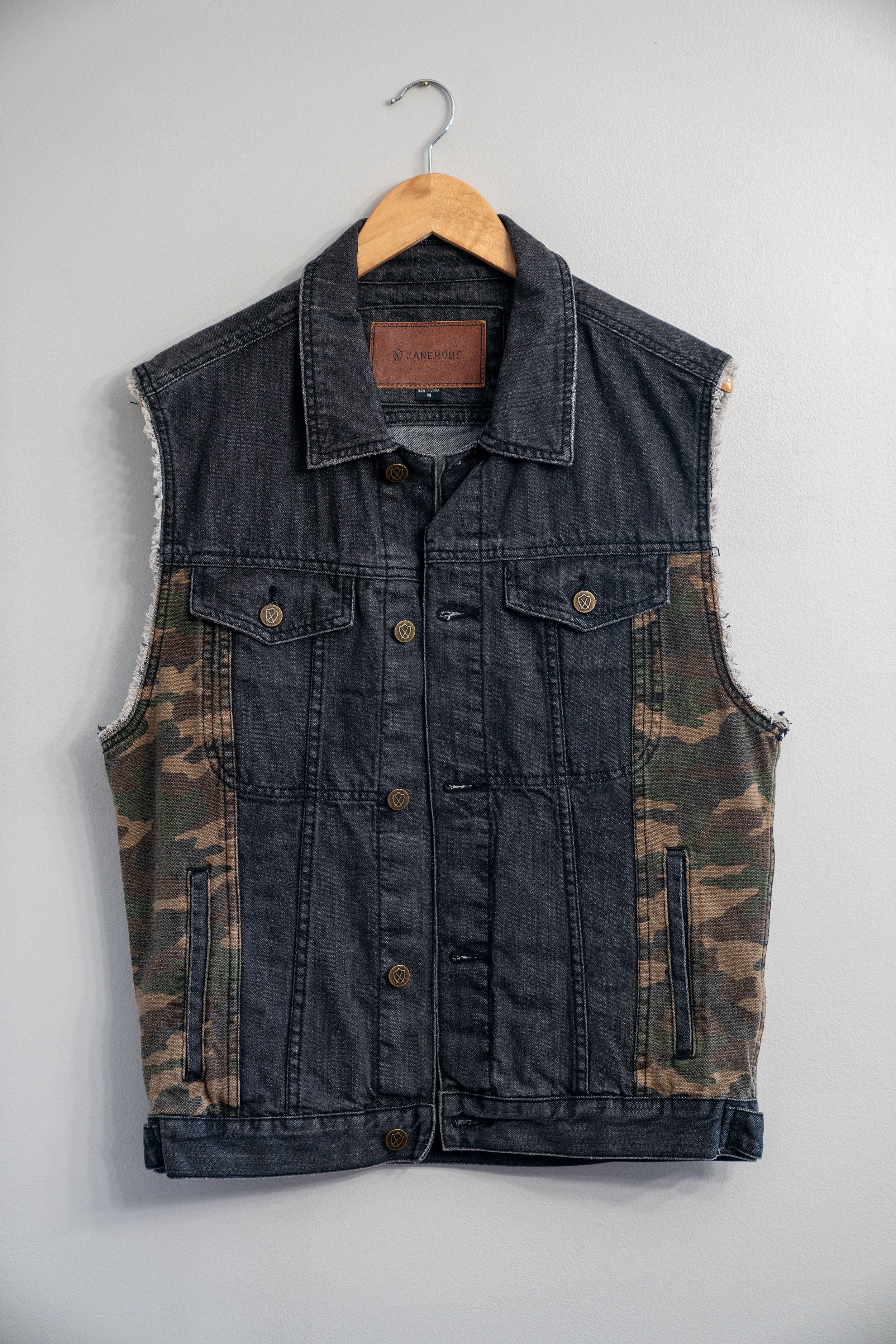 Zanerobe Black Denim Vest with Camo Details Size US M / EU 48-50 / 2 - 1 Thumbnail