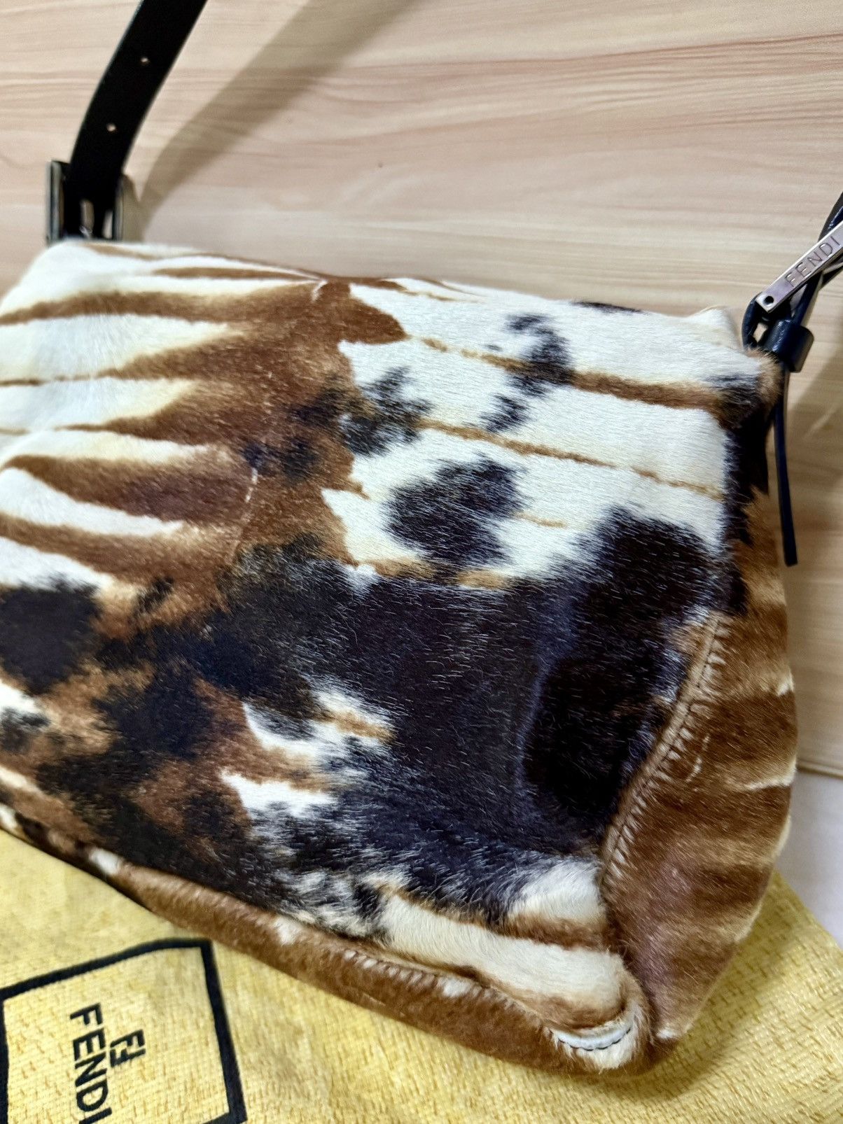 Fendi Rare Vintage Fendi Calf Hair Mamma Baguette Bag Size ONE SIZE - 9 Thumbnail