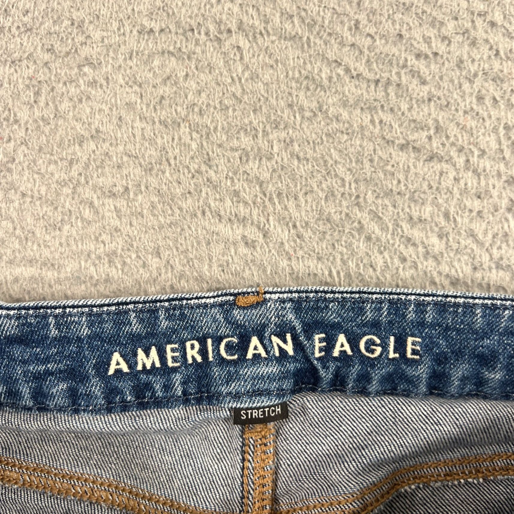 American Eagle Outfitters American Eagle Outfitters Mom Jeans Womens Size 4 High Rise Destroyed Distressed Blue 90s Grunge Size 27" / US 4 / IT 40 - 6 Thumbnail