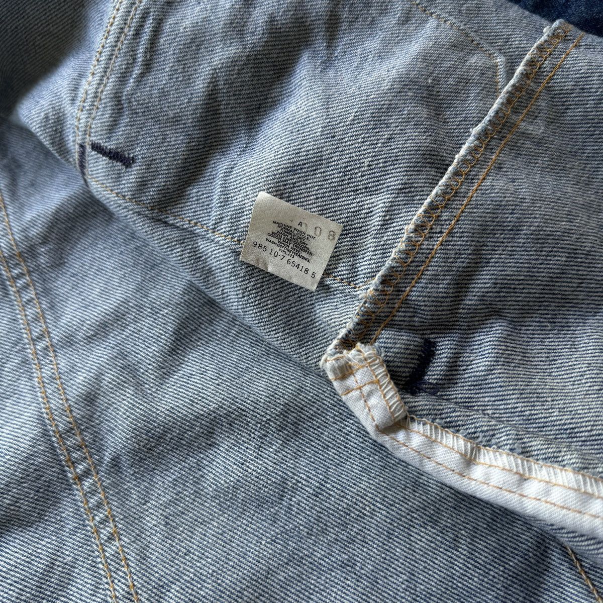 Levi's 80s Levi's Faded Denim Trucker Jacket Made in USA ERD Grunge Size US L / EU 52-54 / 3 - 5 Thumbnail