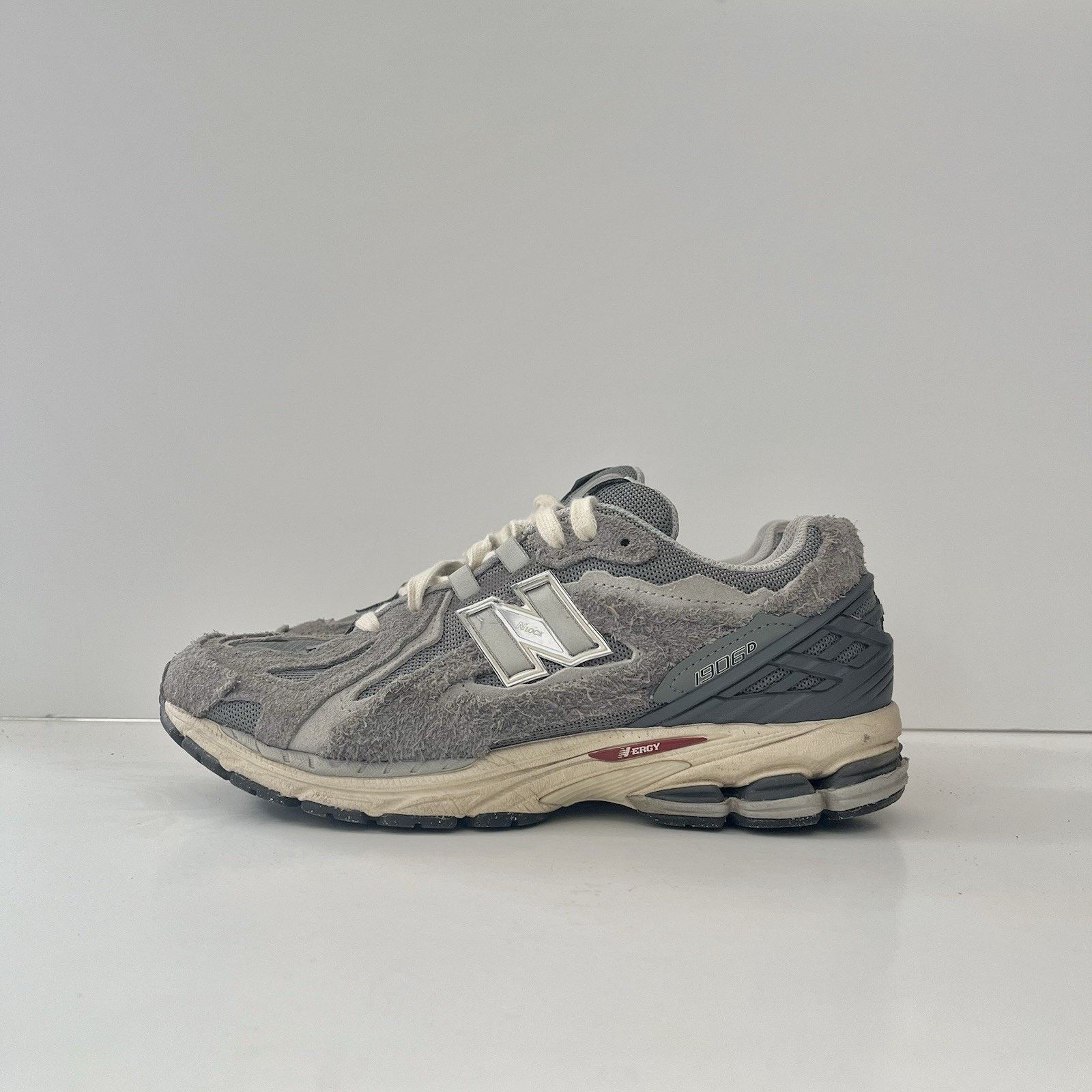 New Balance 2023 New Balance 1906D Protection Pack M1906DA Sz 8.5 Size US 8.5 / EU 41-42 - 1 Thumbnail