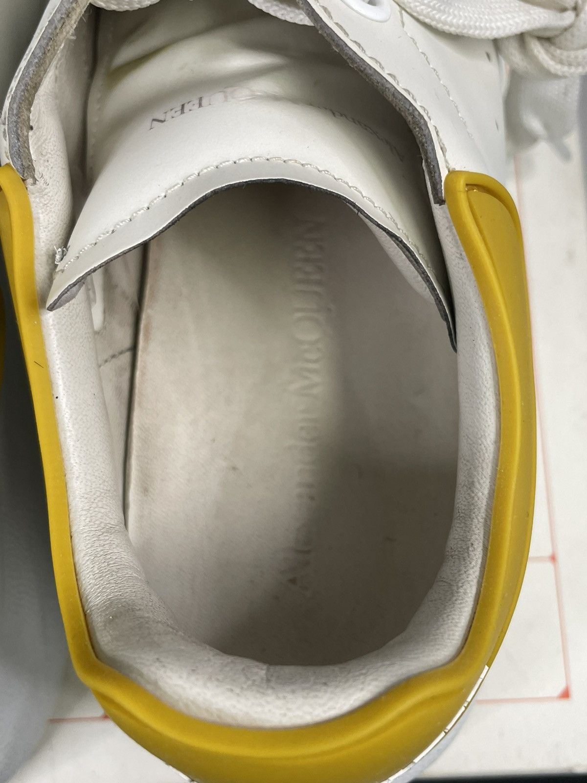 Alexander McQueen Alexander McQueen Oversized Sneaker Size US 7.5 / IT 37.5 - 11 Thumbnail