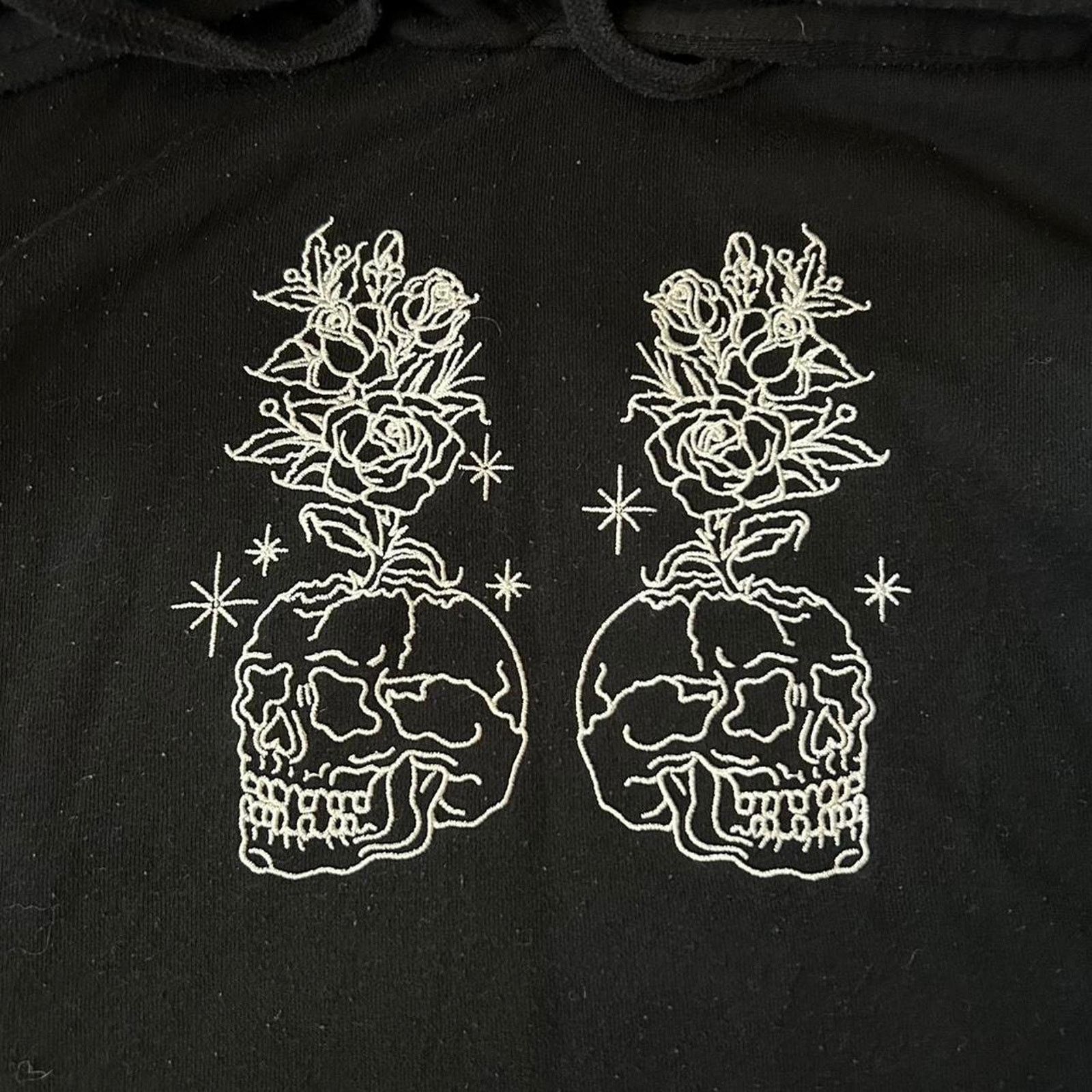 Forever 21 Buena suerte embroidered hoodie Size US S / EU 44-46 / 1 - 2 Thumbnail