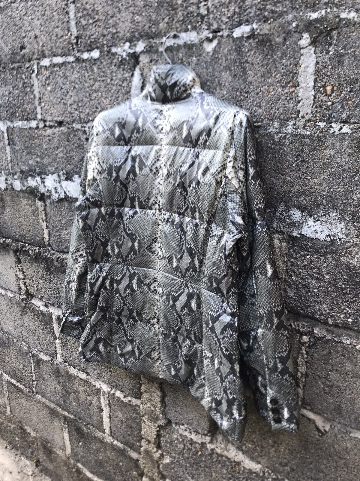 Designer × Japanese Brand × yoshie inaba ⚡️Vintage L’equipe Yoshi Inaba Snake Print Button Jacket Size S / US 4 / IT 40 - 14 Thumbnail