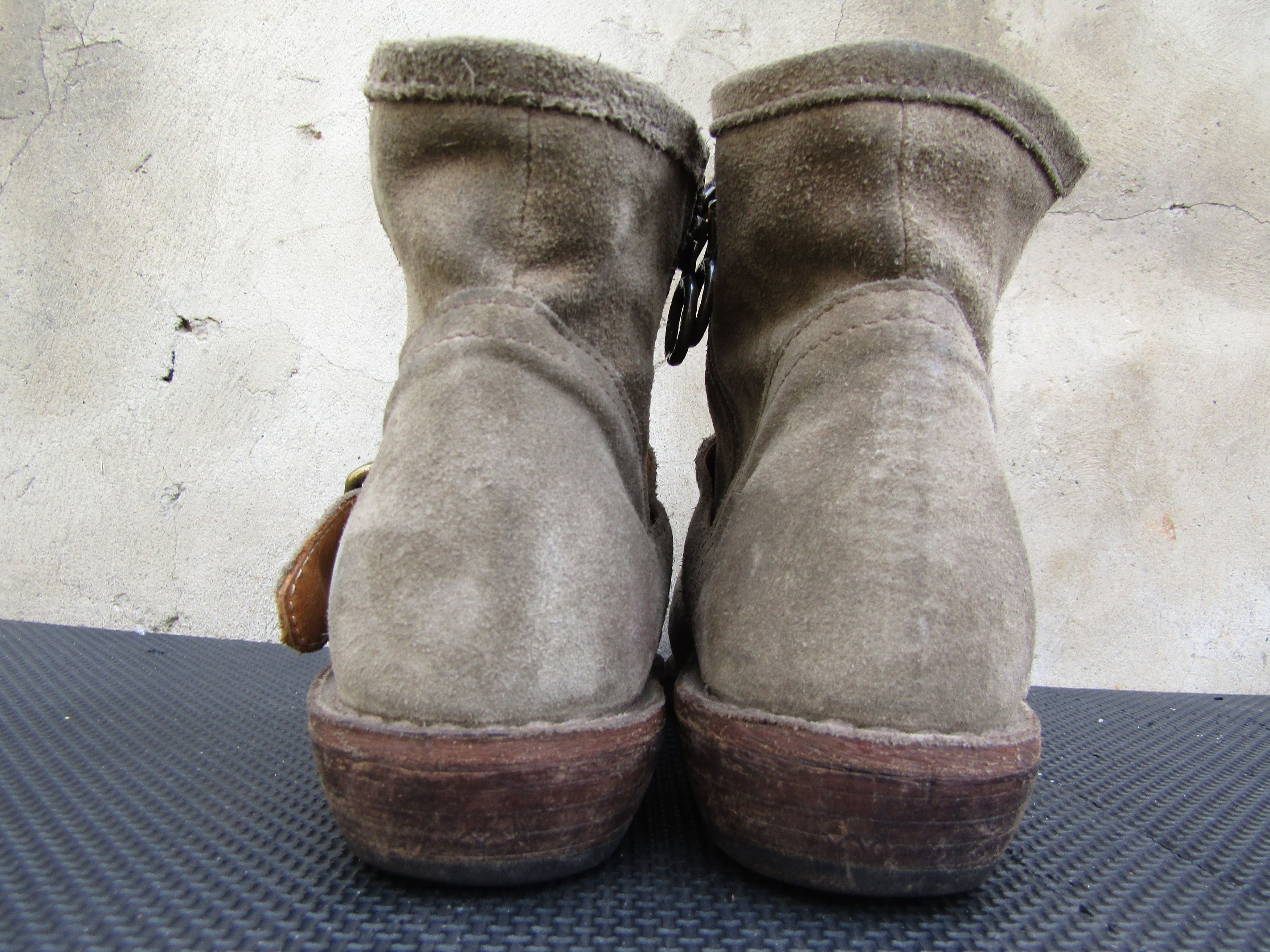 Fiorentini + Baker Fiorentini + Baker Eternity Ankle Suede Moto Cuban Heels Size US 7.5 / IT 37.5 - 5 Thumbnail