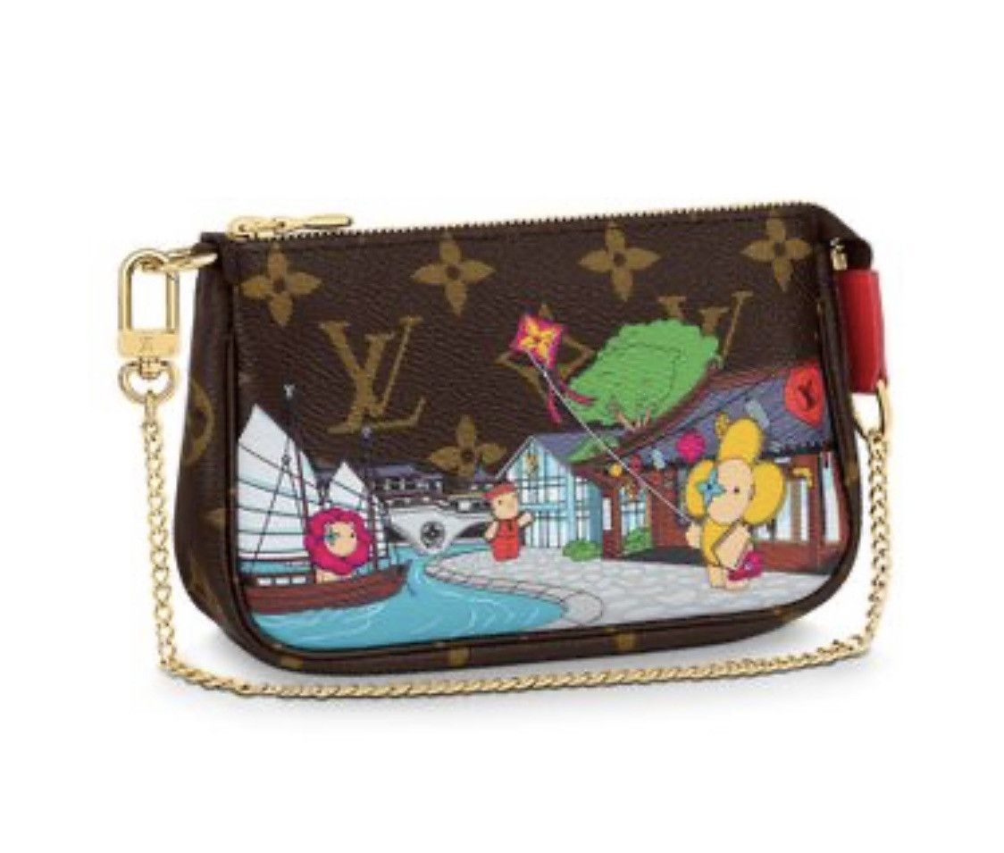 LOUIS VUITTON Mini Pochette Accessoires 2022 Christmas