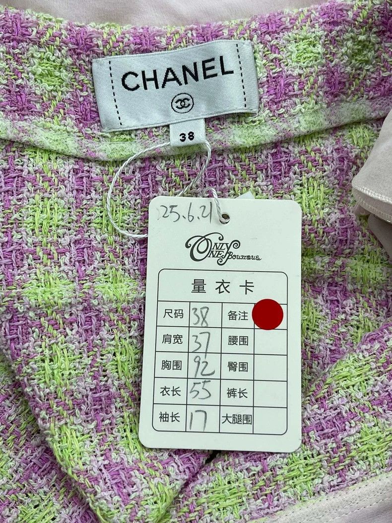 Chanel Chanel 25S pink plaid doll collar short-sleeved jacket Size XS / US 0-2 / IT 36-38 - 4 Thumbnail