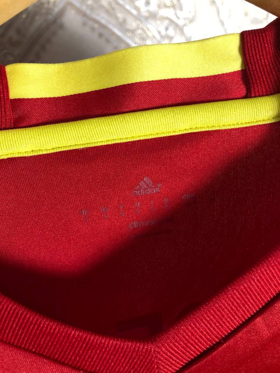 Adidas VINTAGE ADIDAS SPAIN SOCCER JERSEY RETRO BARCELONA Y2K 90s Size US S / EU 44-46 / 1 - 3 Thumbnail