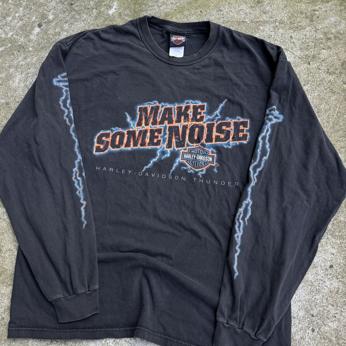 Vintage Vintage Harley Davidson Make Some Noise Lightning Longsleeve Size US XL / EU 56 / 4 - 4 Thumbnail
