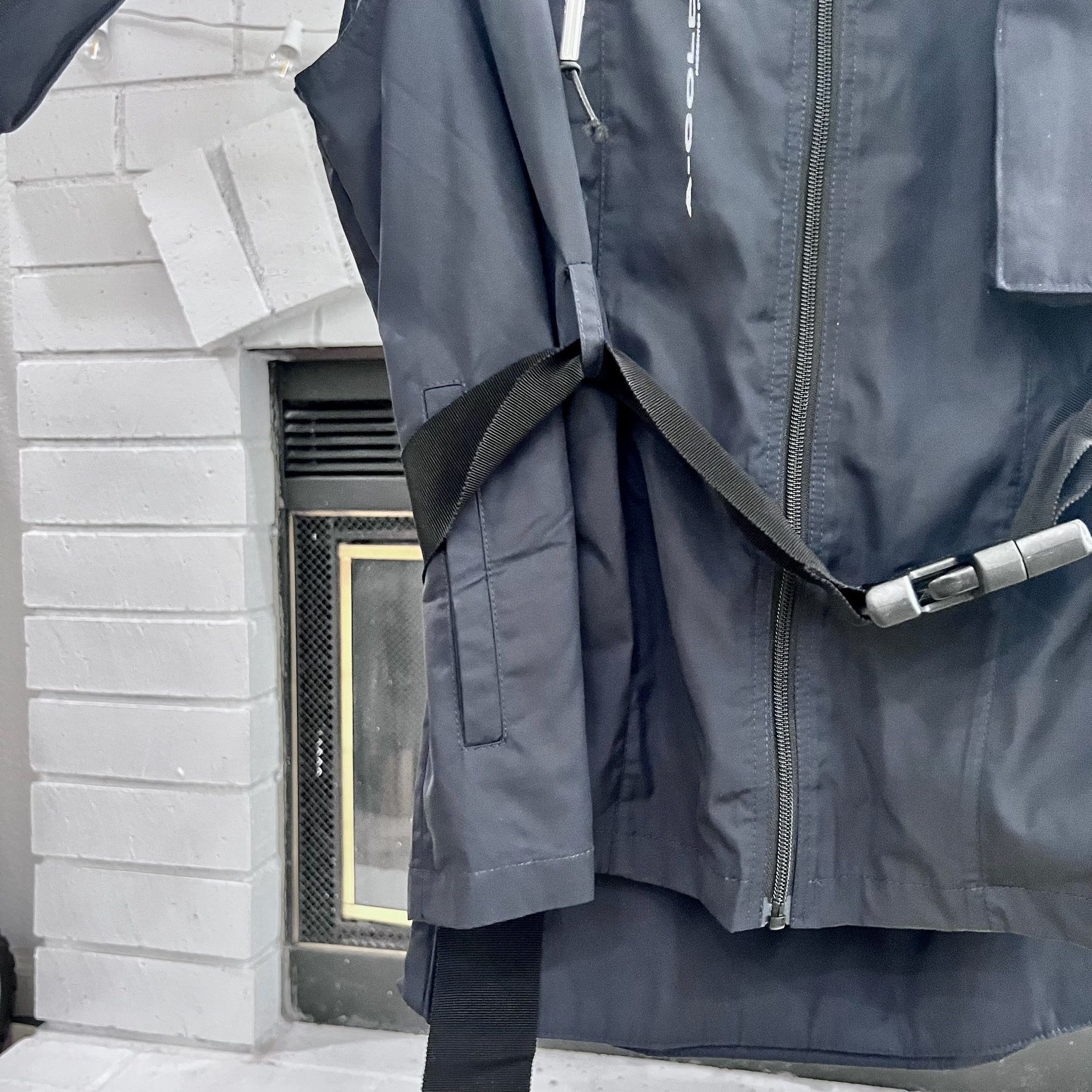 A-COLD-WALL* A-Cold-Wall* Collared Utility Vest Multiple Pockets Size US M / EU 48-50 / 2 - 7 Thumbnail