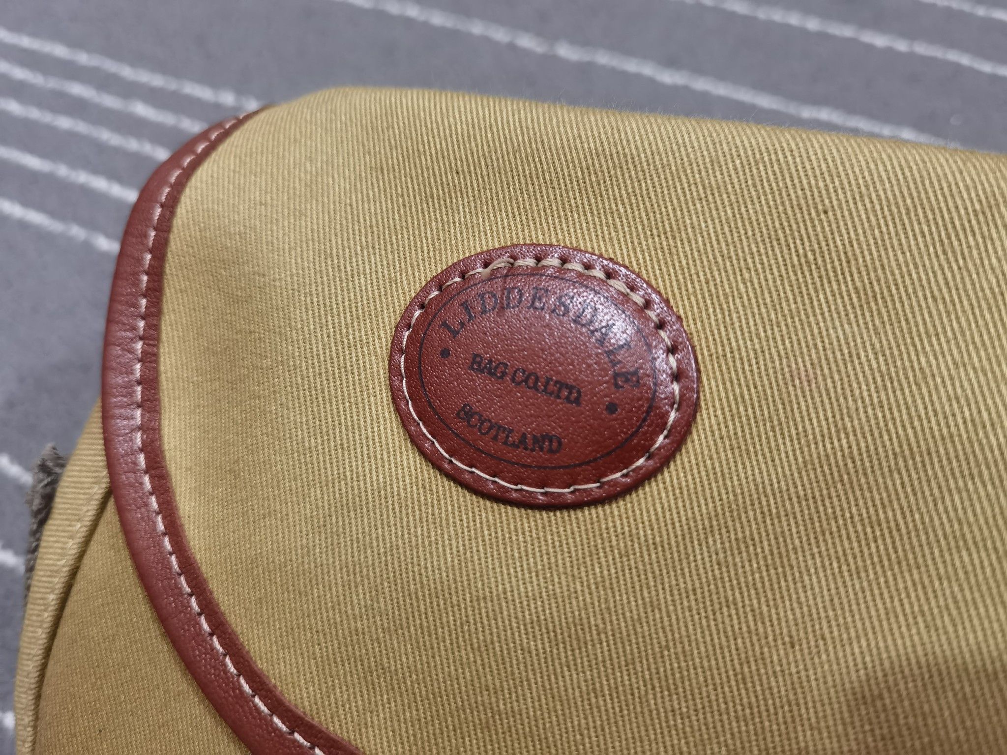 Barbour Barbour LIDDESDALE CANVAS SLING bag handmade Size ONE SIZE - 11 Thumbnail