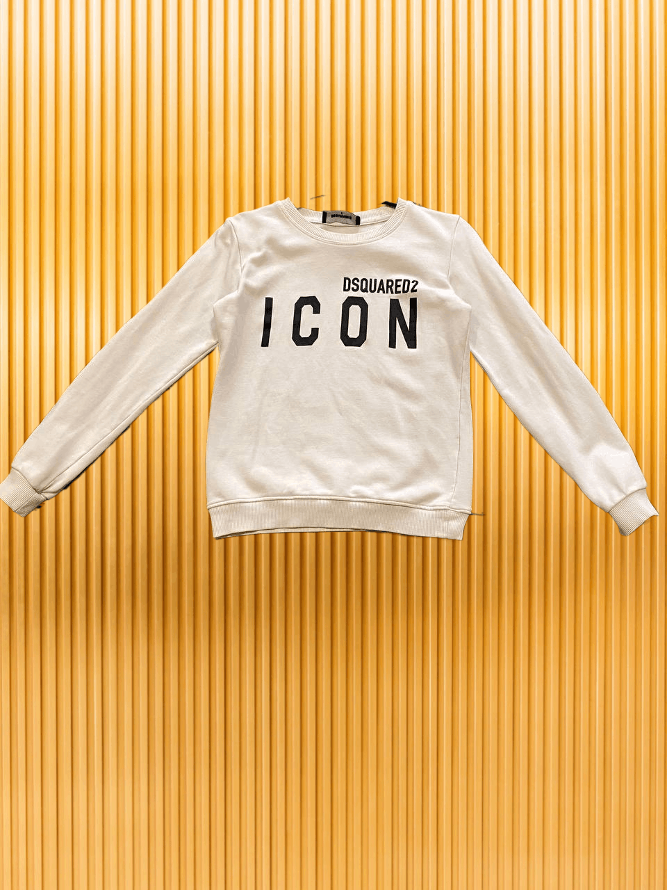 Dsquared2 Y2K DSQUARED2 Vintage ICON white big logo Sweaters Size US S / EU 44-46 / 1 - 1 Thumbnail