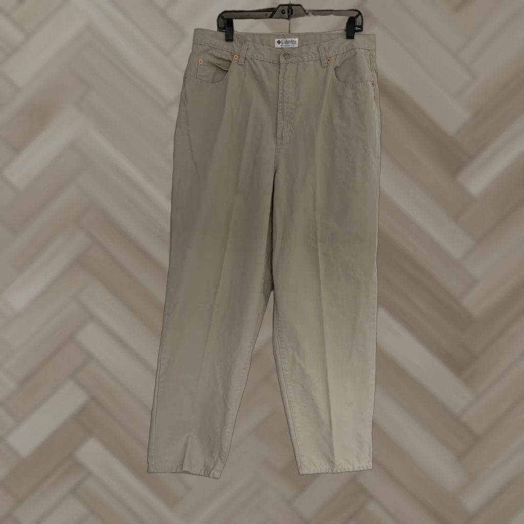Vintage VINTAGE Columbia Hiking Pants Womens Beige Khaki 18 Regular Chino Outdoors Womens Size 40" / US 18 - 1 Thumbnail