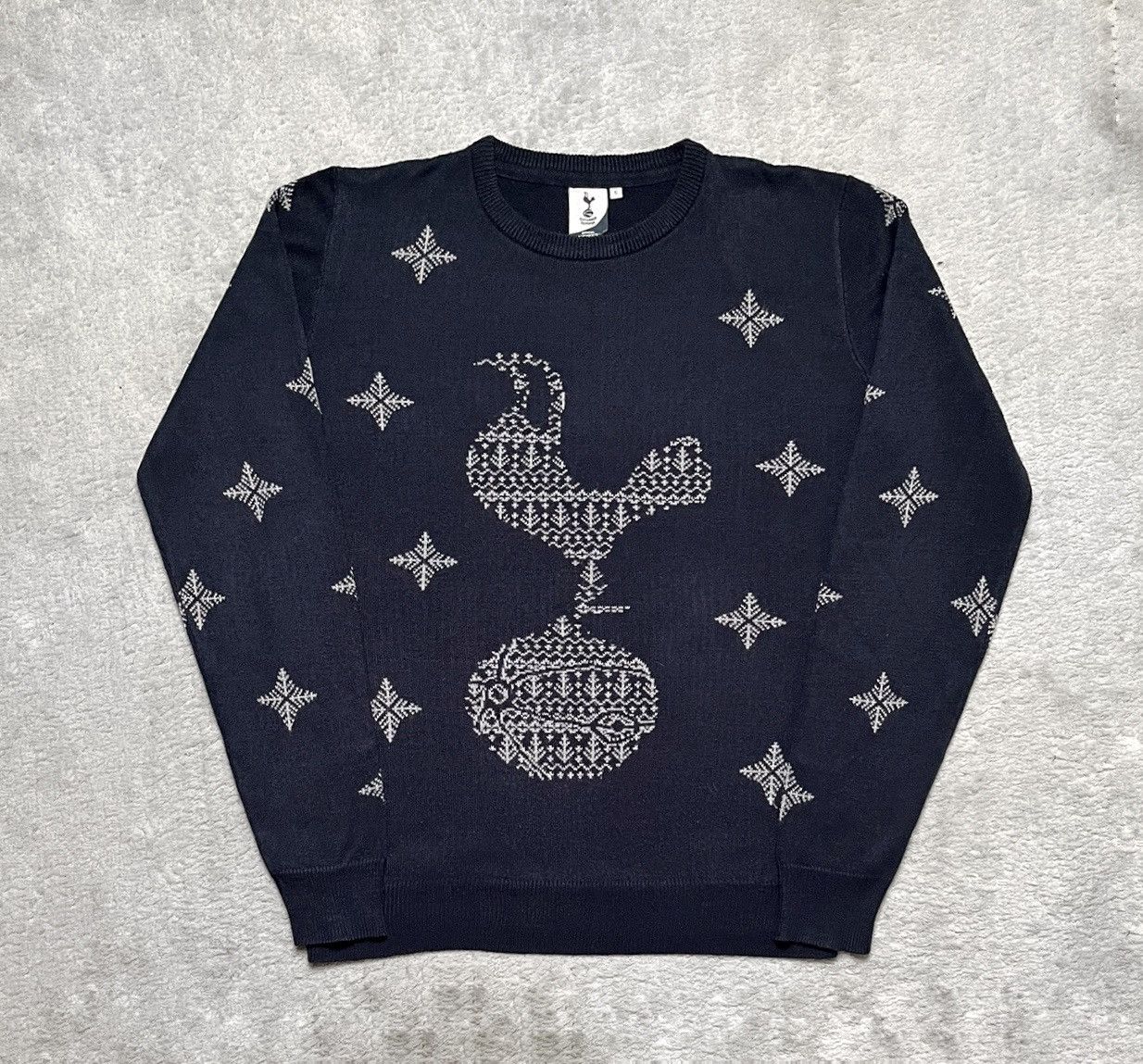 Vintage Vintage Navy Sweater Knit Tottenham Hotspur Christmas Size US M / EU 48-50 / 2 - 1 Thumbnail
