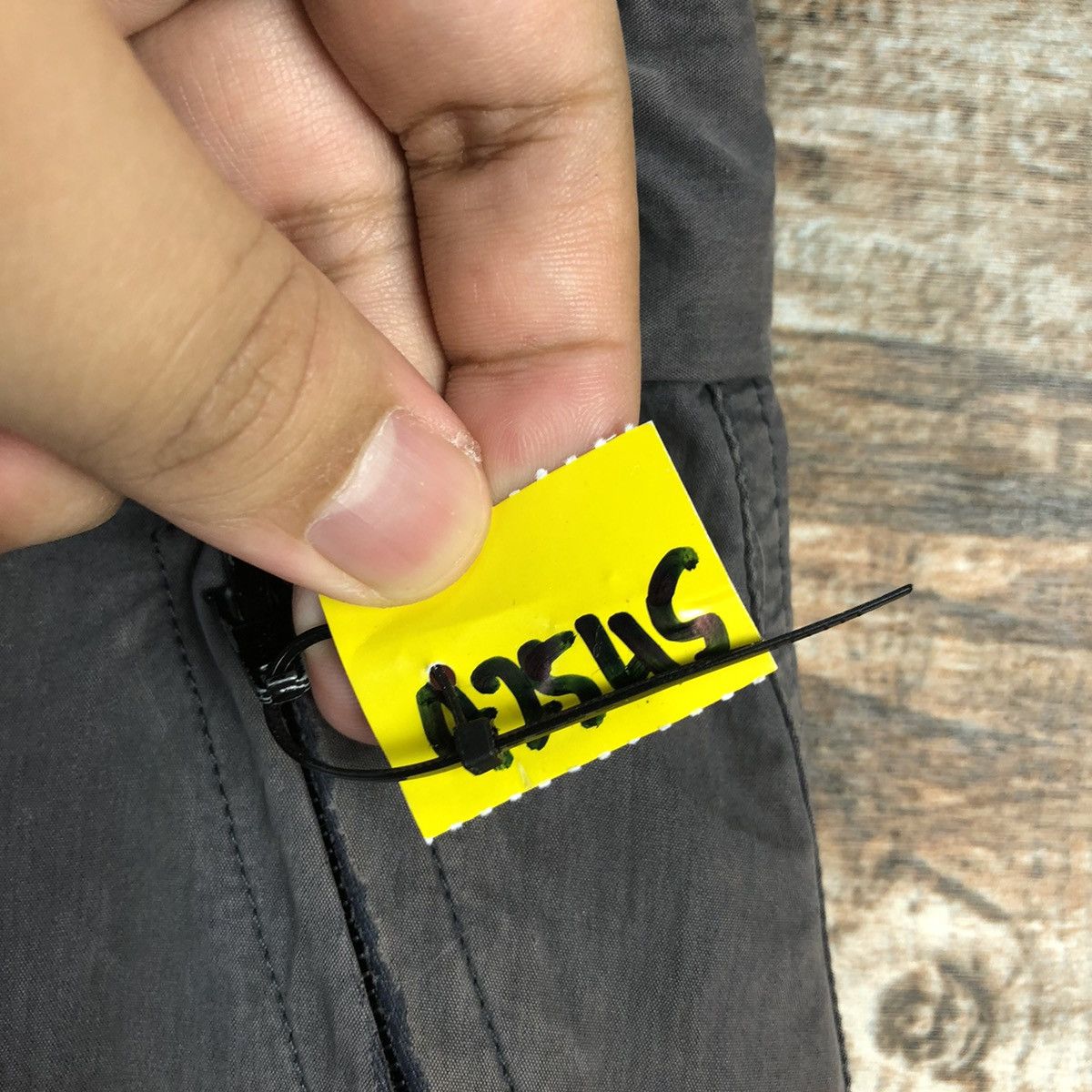 Marks & Spencer Mark & Spencer Brown faded Cargo Multipocket Pants #A2545 Size US 31 - 13 Thumbnail