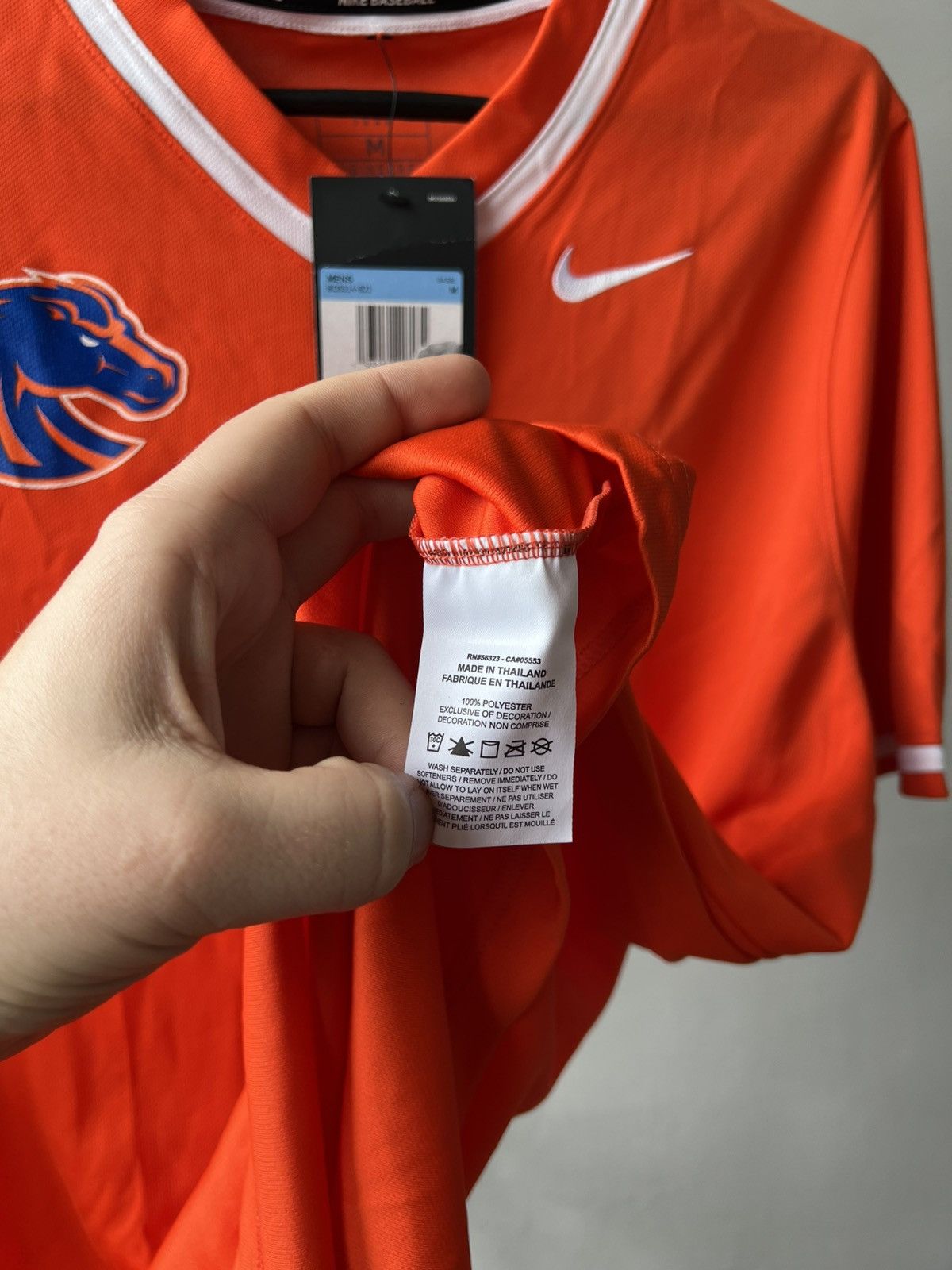 Nike NIKE BOISE STATE BRONCOS BASEBALL JERSEY SHIRT MEN’S NWT NEW Size US M / EU 48-50 / 2 - 13 Thumbnail