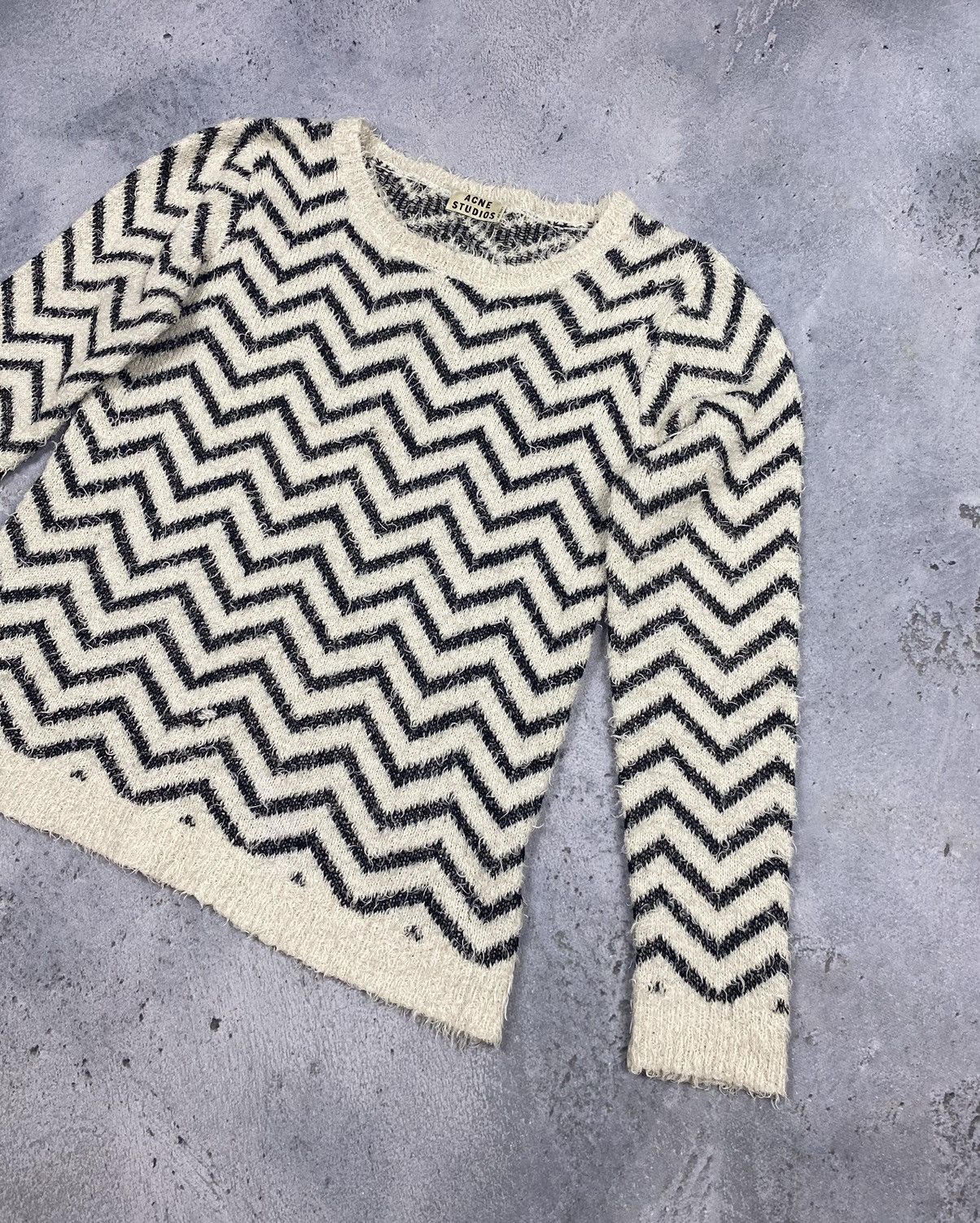 Acne Studios Acne Studios mohair rare sweater avant garde style wool a Size US S / EU 44-46 / 1 - 2 Thumbnail