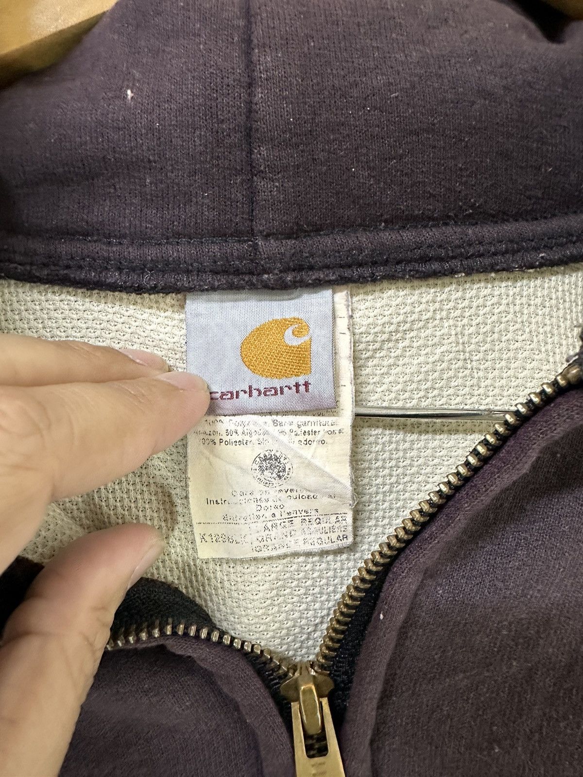 Carhartt Vintage Carhartt Sweater Hoodie Zipper Design Small Logo Size US L / EU 52-54 / 3 - 3 Thumbnail