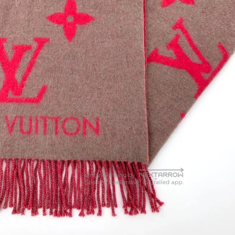 Louis Vuitton Louis Vuitton Pink logo presbyopic printed cashmere fringe Size ONE SIZE - 6 Thumbnail