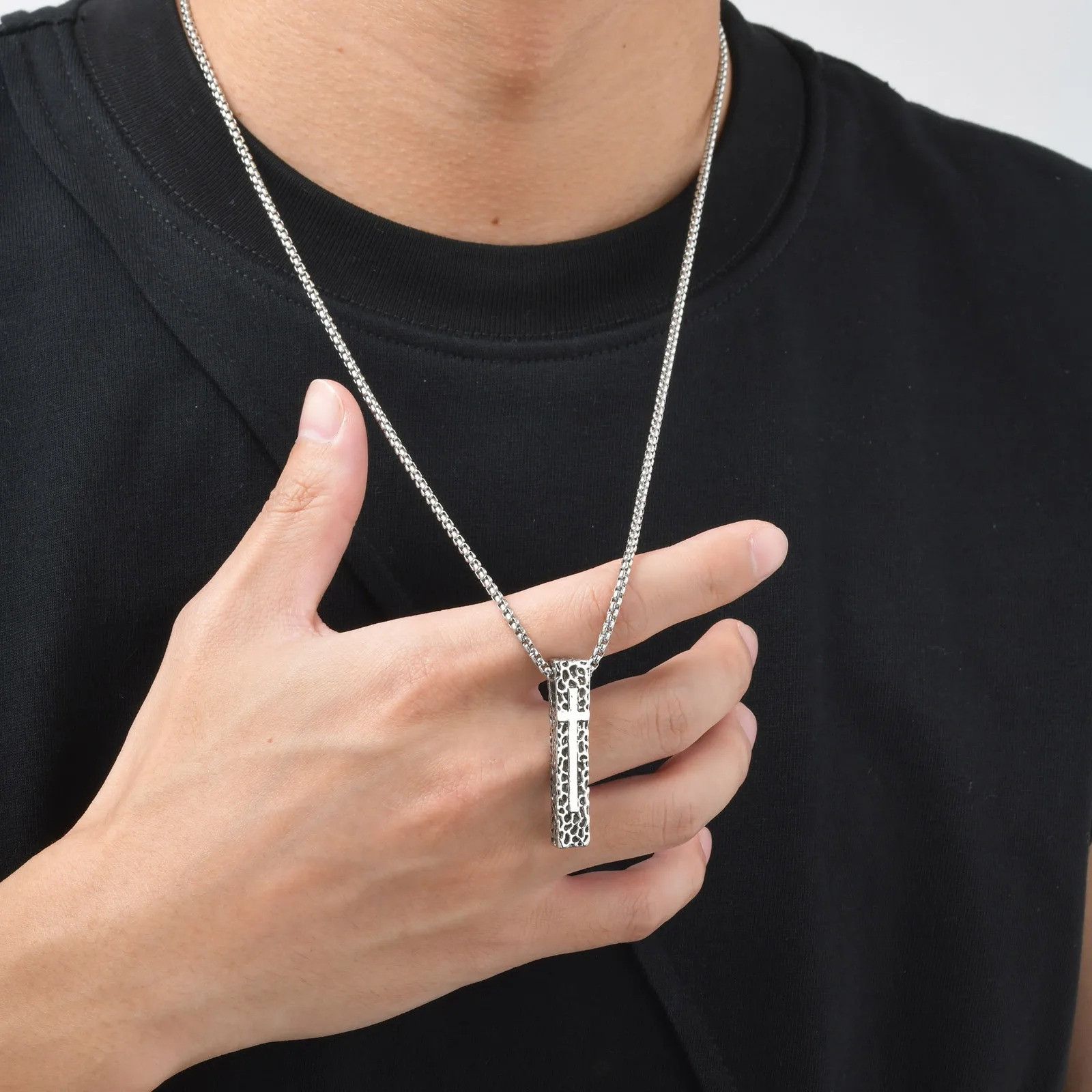 Jewelry Retro Vertical Bar Pendant Necklace Size ONE SIZE - 4 Thumbnail