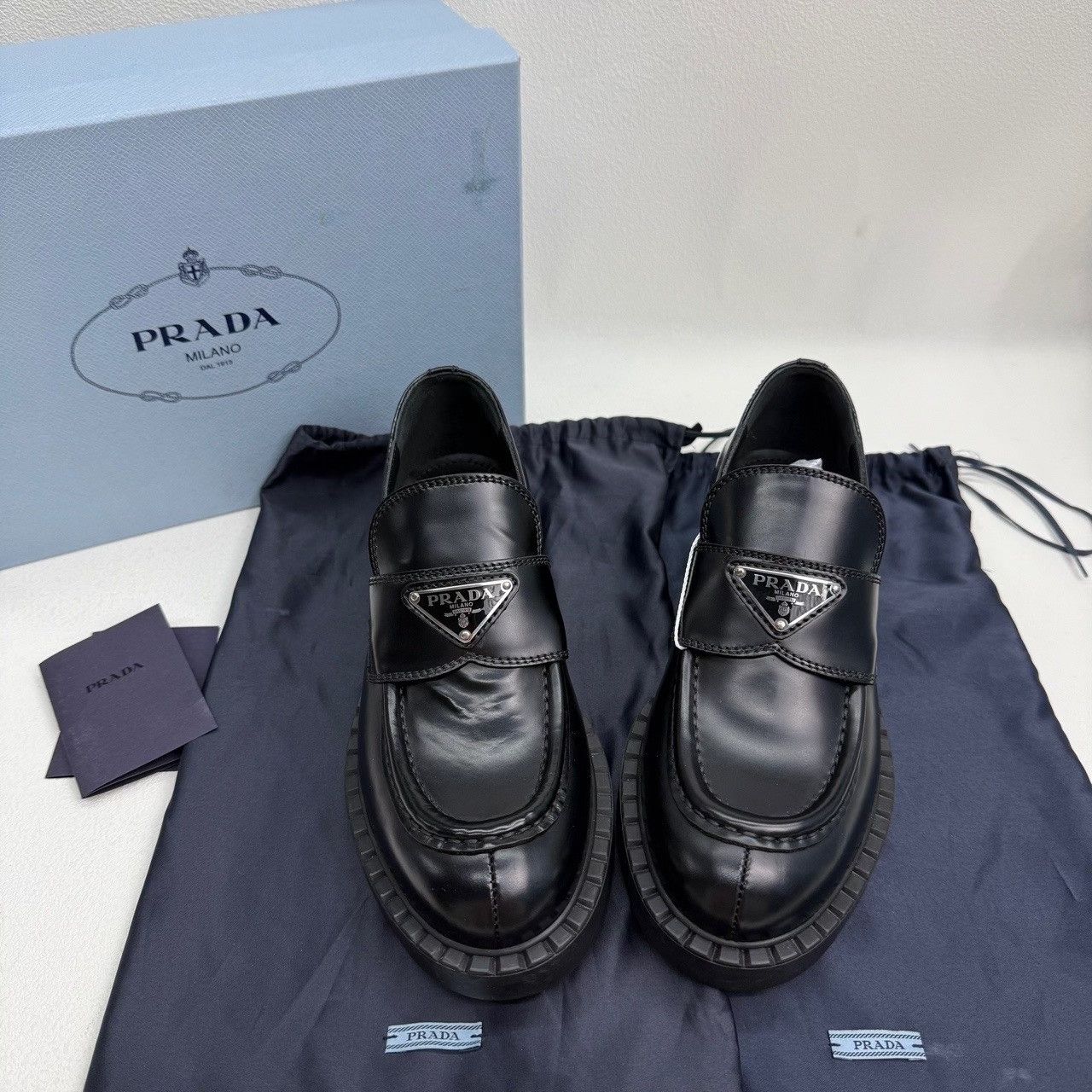 Prada Prada Retro Black Lowtop Sneakers us_6 Women Size US 6 / IT 36 - 1 Thumbnail