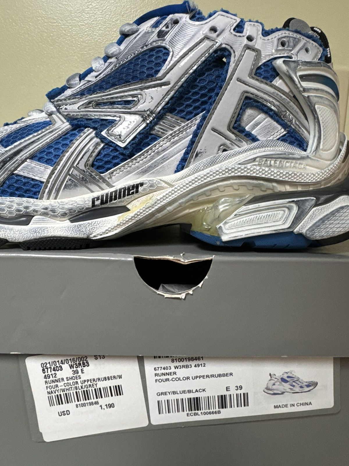 Balenciaga Balenciaga Blue and White Runner 39 Size US 6 / EU 39 - 2 Thumbnail