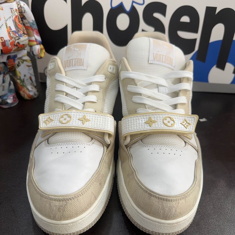 Louis Vuitton Louis Vuitton Trainer Low Top Fashion Sneakers - Size US 10.5 / EU 43-44 - 1 Thumbnail
