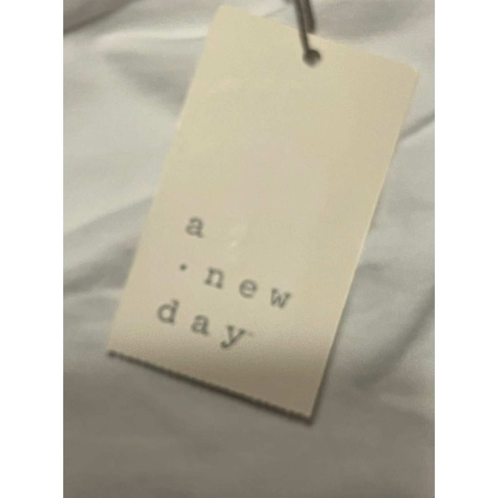 Vintage A New Day Shirt Women’s M White Short Sleeve NWT Basic T-Shirt Regular Fit Casual Size M / US 6-8 / IT 42-44 - 7 Thumbnail