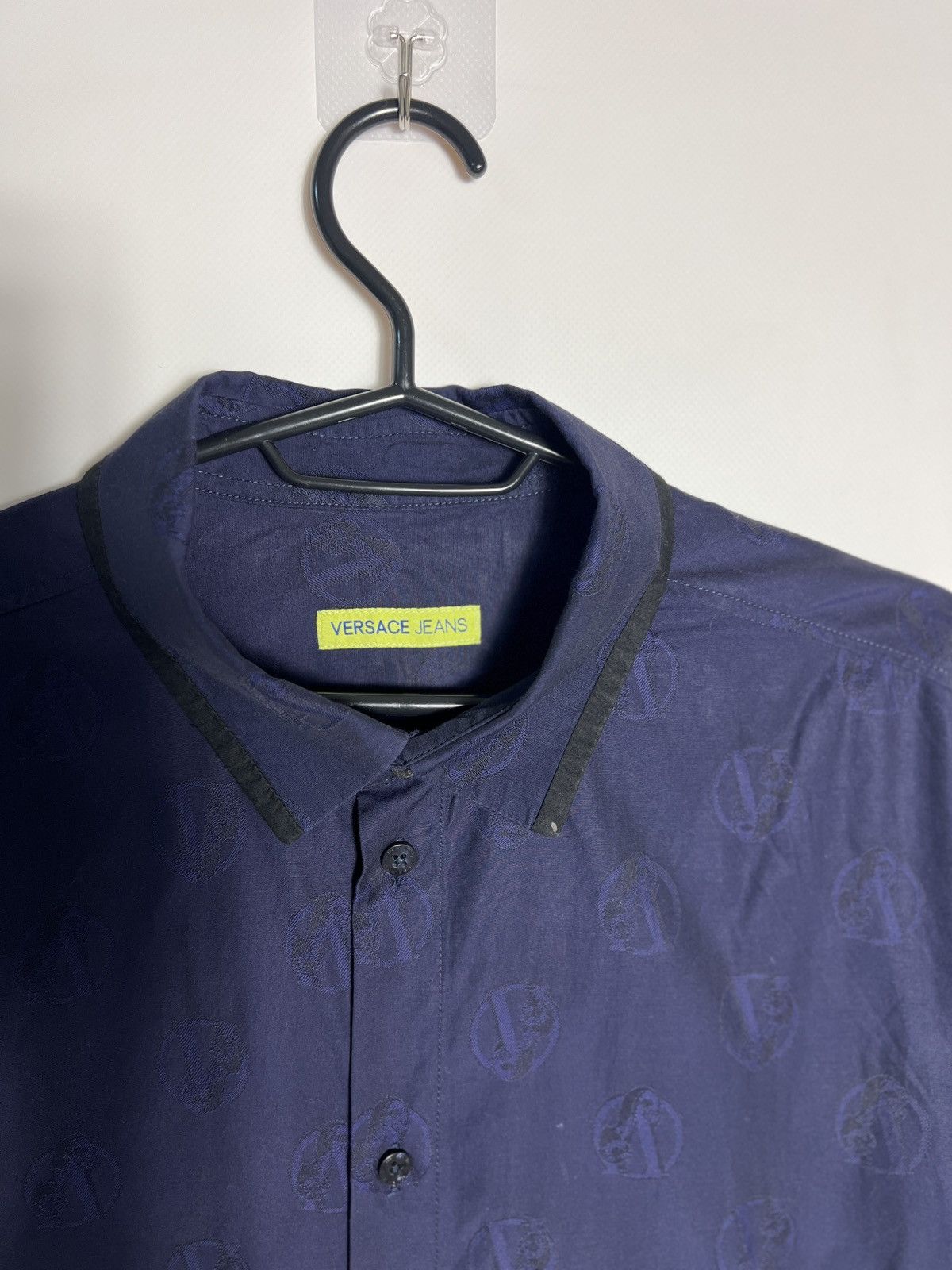 Versace Vintage Versace Monogram Shirt Rare Size US L / EU 52-54 / 3 - 3 Thumbnail