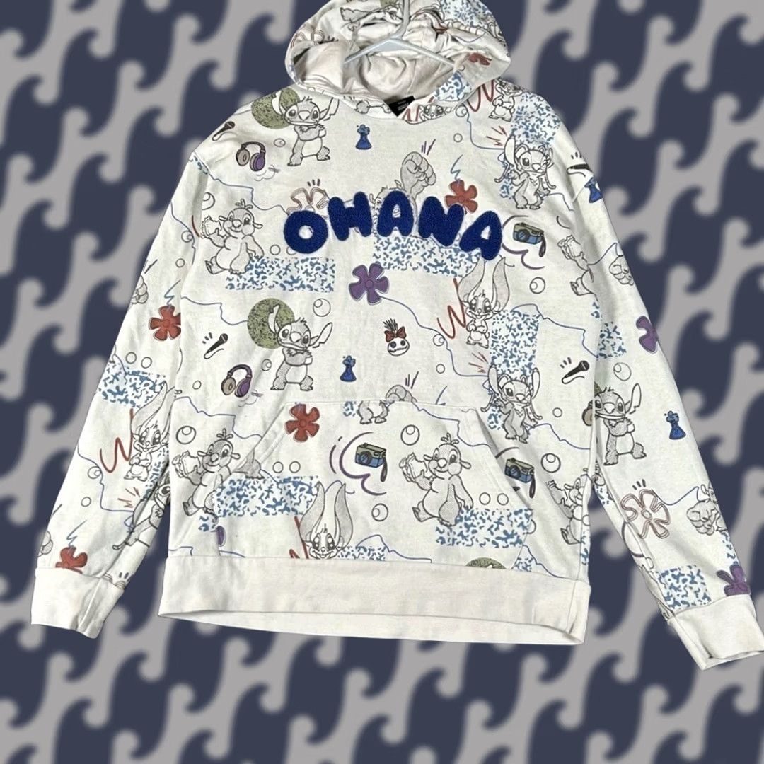 Disney VINTAGE Disney Our Universe Boxlunch Stitch Ohana All Over Print Hoodie Women S White Size S / US 4 / IT 40 - 1 Thumbnail