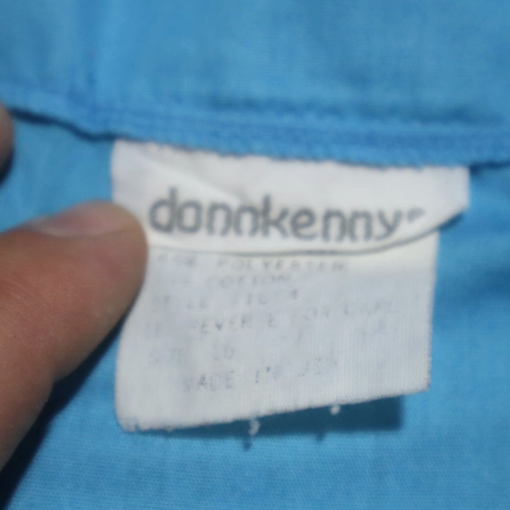 Vintage DonnKenny Shirt Women Adult Medium Blue Button-Up Short Sleeve with Shoulder Pads Size 32" / US 10 / IT 46 - 3 Thumbnail
