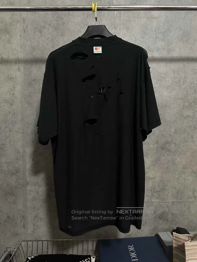 Balenciaga Balenciaga 24FW Embroidered Logo Hole T-Shirt. Size US M / EU 48-50 / 2 - 6 Thumbnail