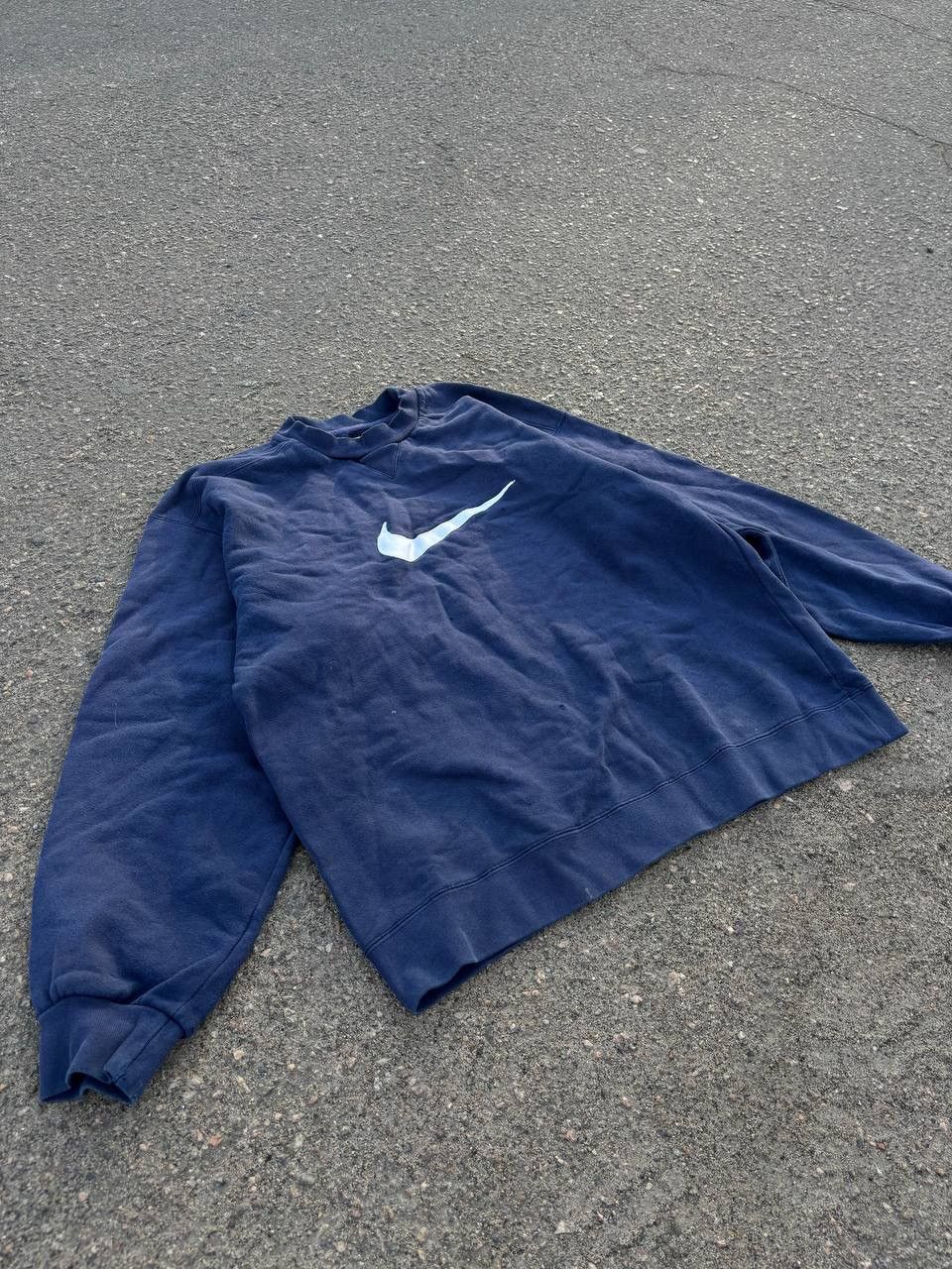 Nike × Vintage Vintage Y2K Nike Embroidered Swoosh Logo Faded Sweatshirts Size US M / EU 48-50 / 2 - 2 Thumbnail