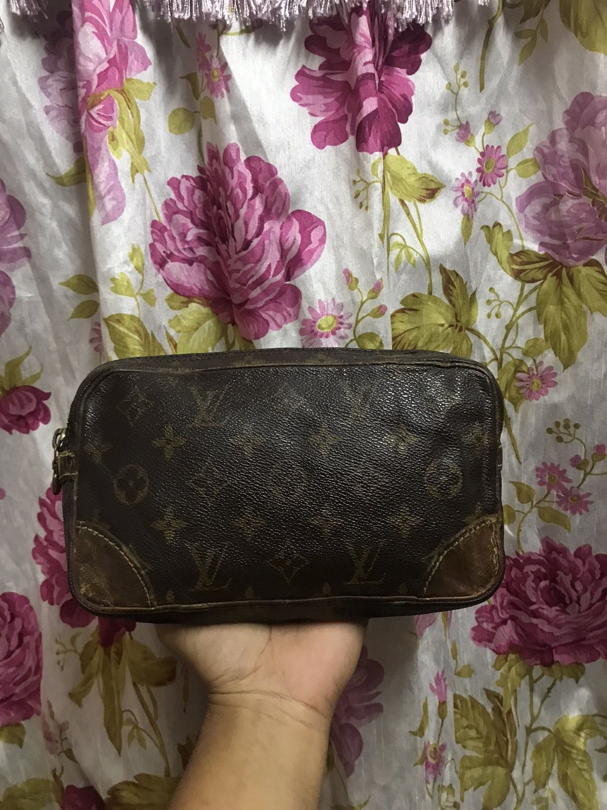 Louis Vuitton × Vintage Vintage Louis Vuitton Monogram Cluct Size ONE SIZE - 1 Thumbnail