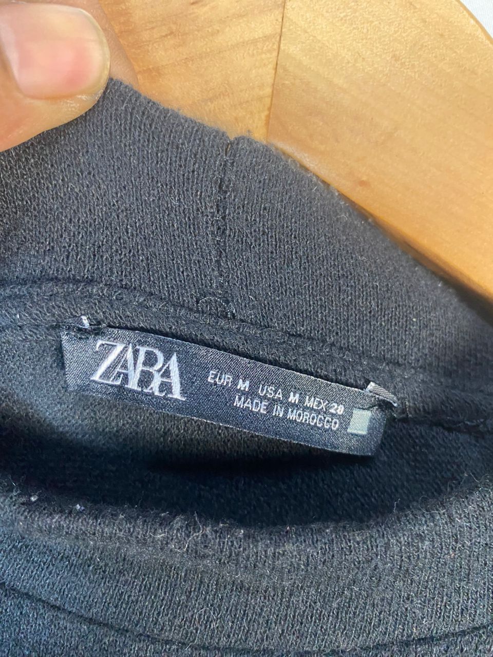 Zara Zara black plain blouse/dress shirt Size M / US 6-8 / IT 42-44 - 3 Thumbnail