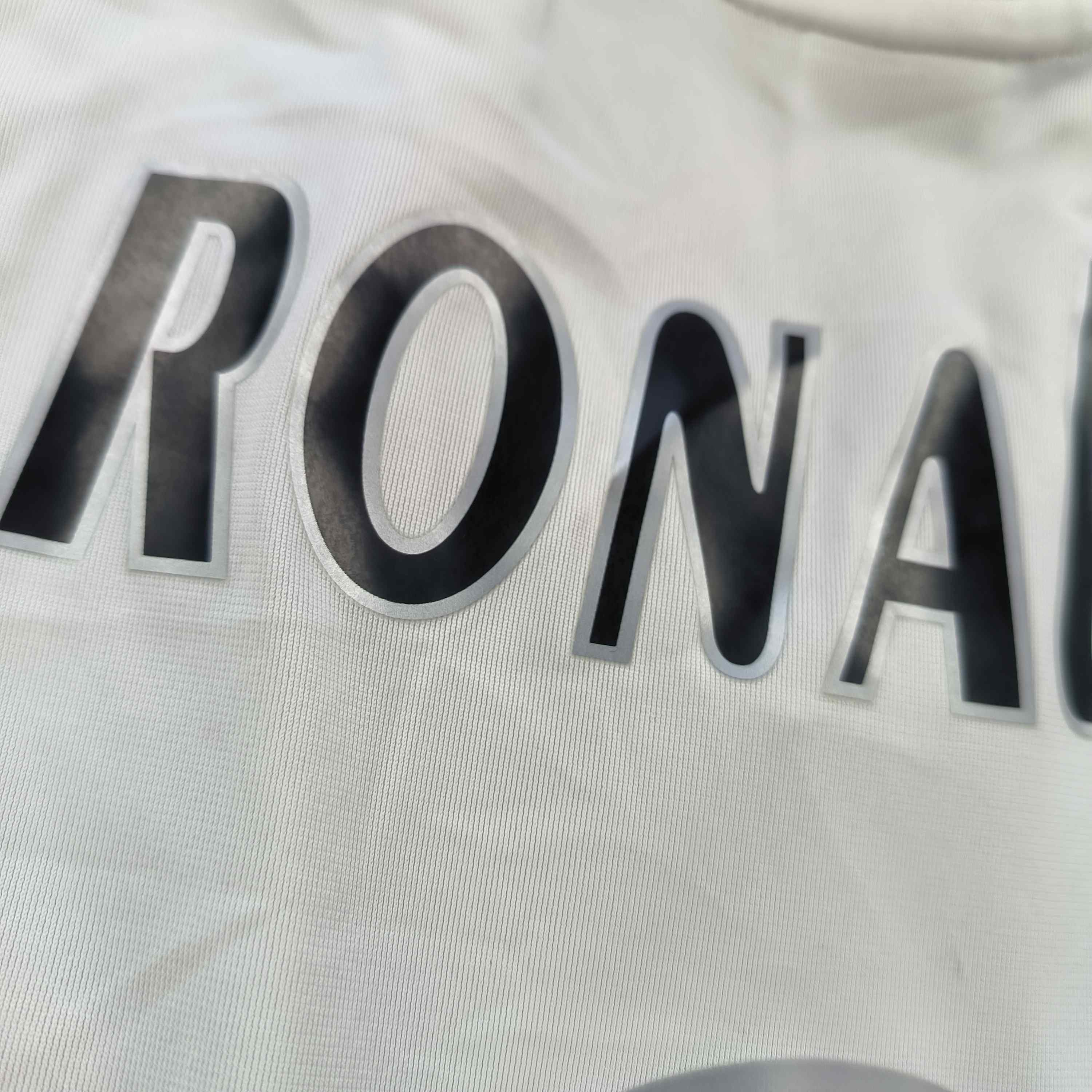 Adidas Real Madrid 2005-06 Adidas home Ronaldo football jersey XL Size US XL / EU 56 / 4 - 10 Thumbnail