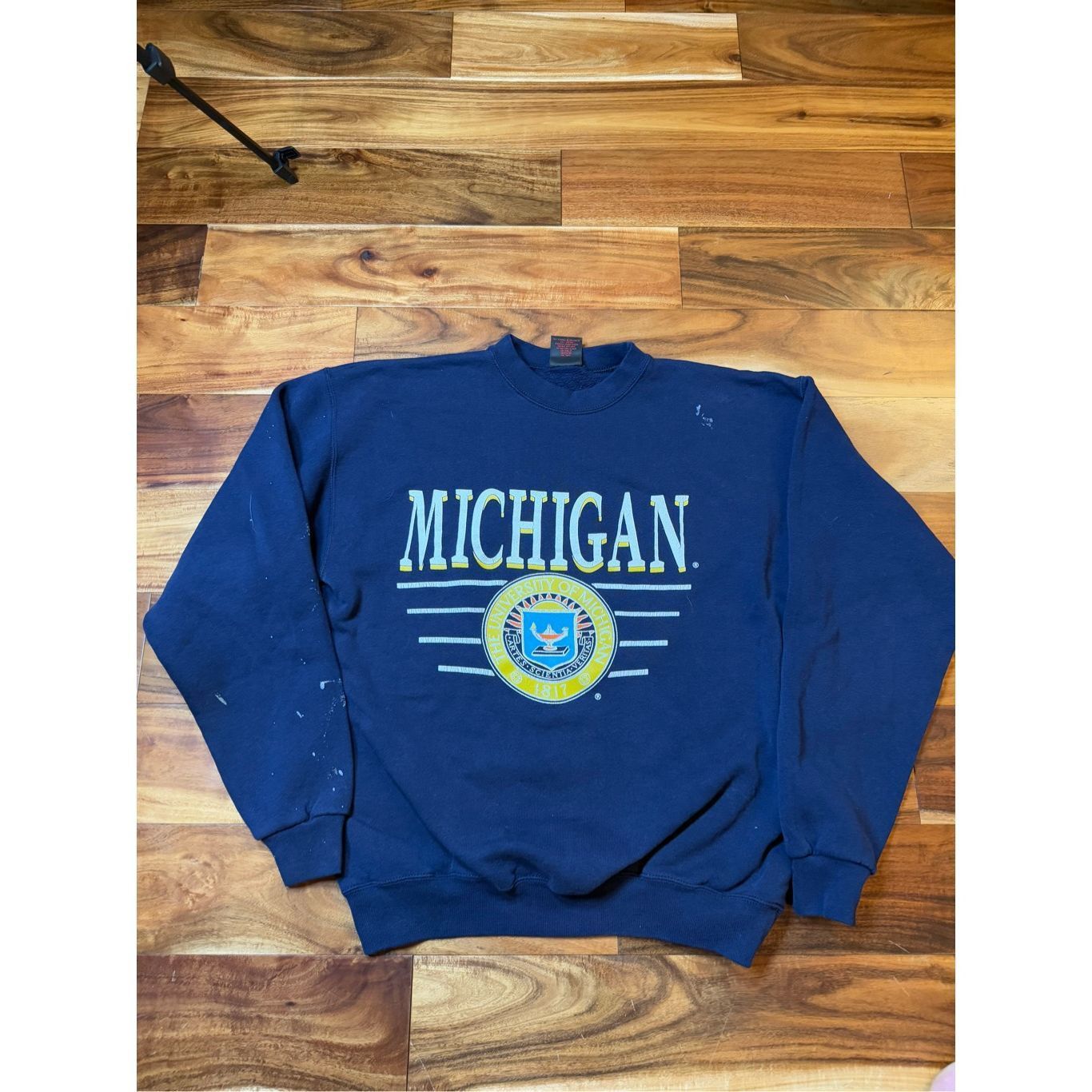 Vintage Size L - Vintage 1990s Michigan Wolverines Fire Crest Crewneck Sweatshirt Size US L / EU 52-54 / 3 - 1 Thumbnail
