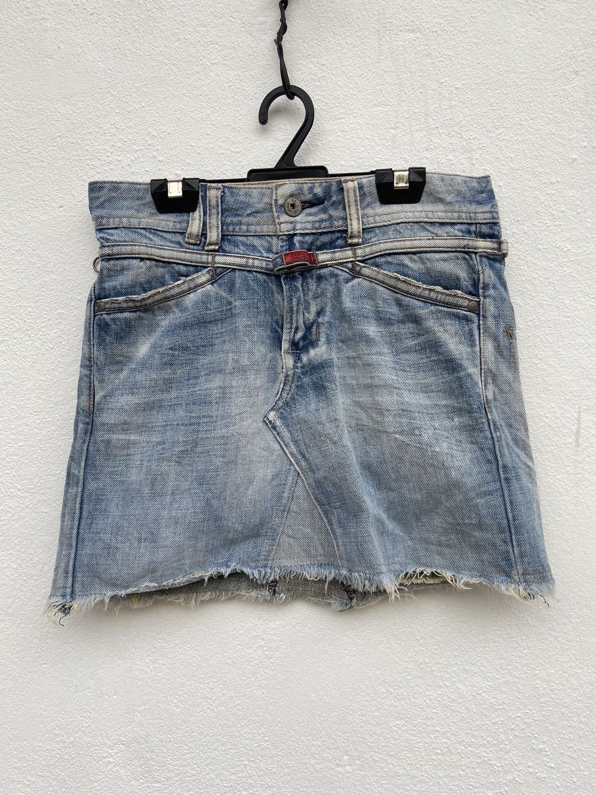 Marithe + Francois Girbaud Marithe Francois Girbaud mini skirt jeans Distressed Size 28" / US 6 / IT 42 - 1 Thumbnail