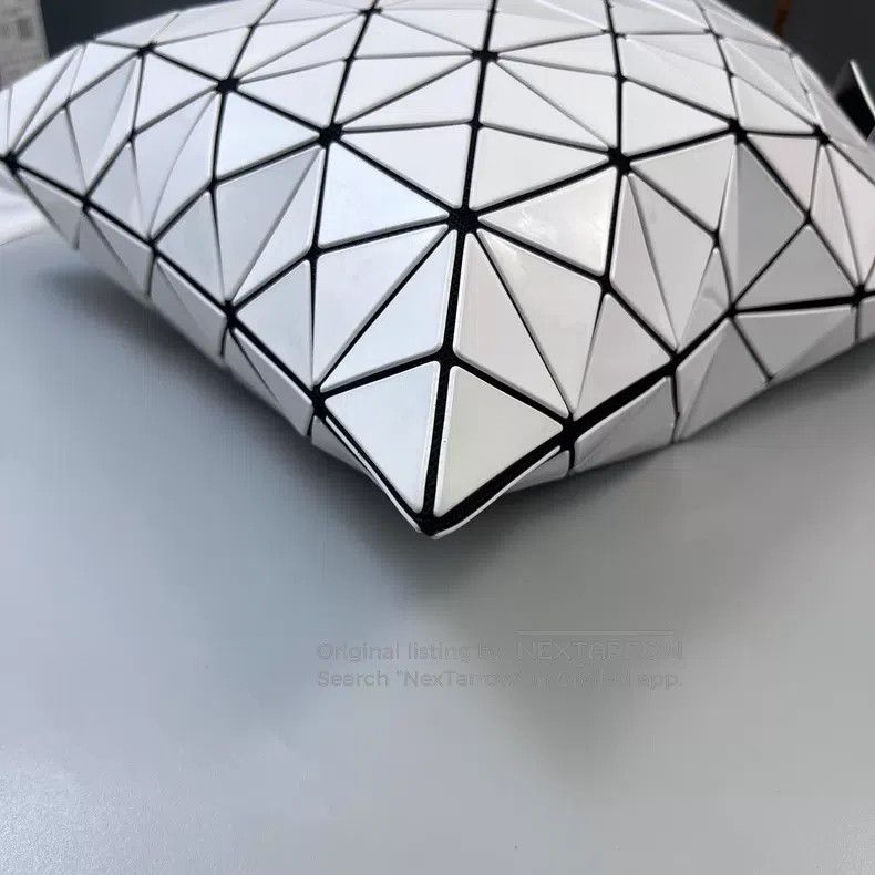 Issey Miyake Issey Miyake White Geometric Bag Size ONE SIZE - 4 Thumbnail