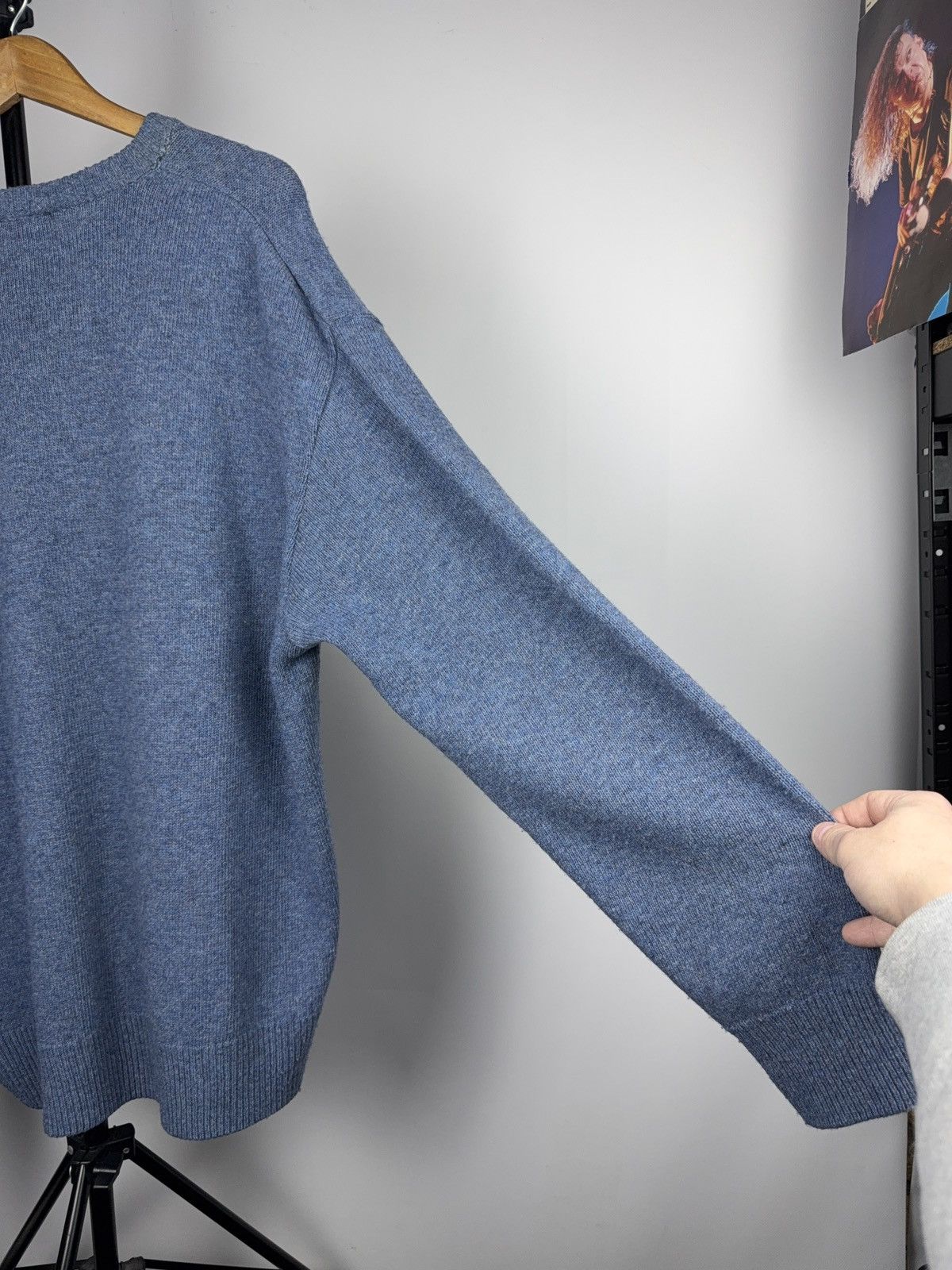 Burberry Retro 90s Thomas Burberry Blue V-Neck Wool Sweater Vintage Size US XL / EU 56 / 4 - 15 Thumbnail