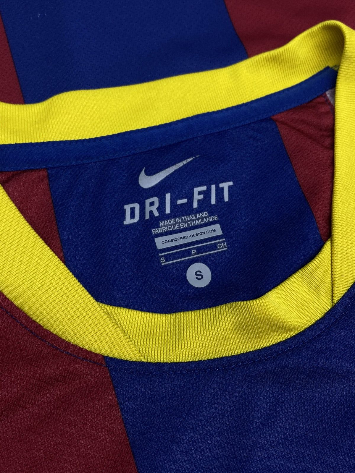 Nike Nike FC Barcelona 2010/11 Home Football Shirt Messi Era Size US S / EU 44-46 / 1 - 19 Thumbnail